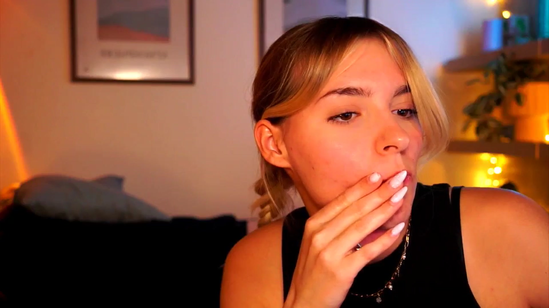 Gallery image thumbnail from Pixie_Pie's myfreecams stream on, 03/15/2026, 13:08 image 20 of 20