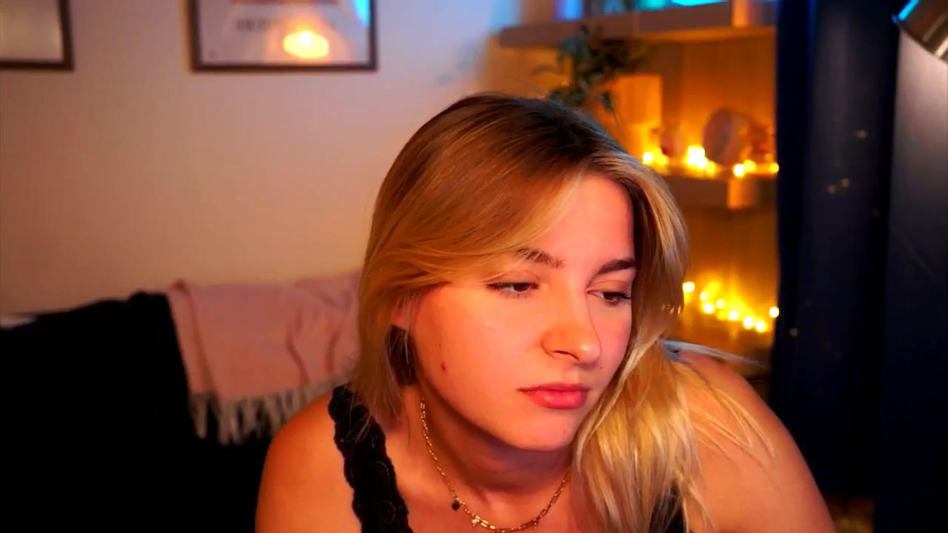 Gallery image thumbnail from Pixie_Pie's myfreecams stream on, 03/18/2026, 17:34 image 14 of 20