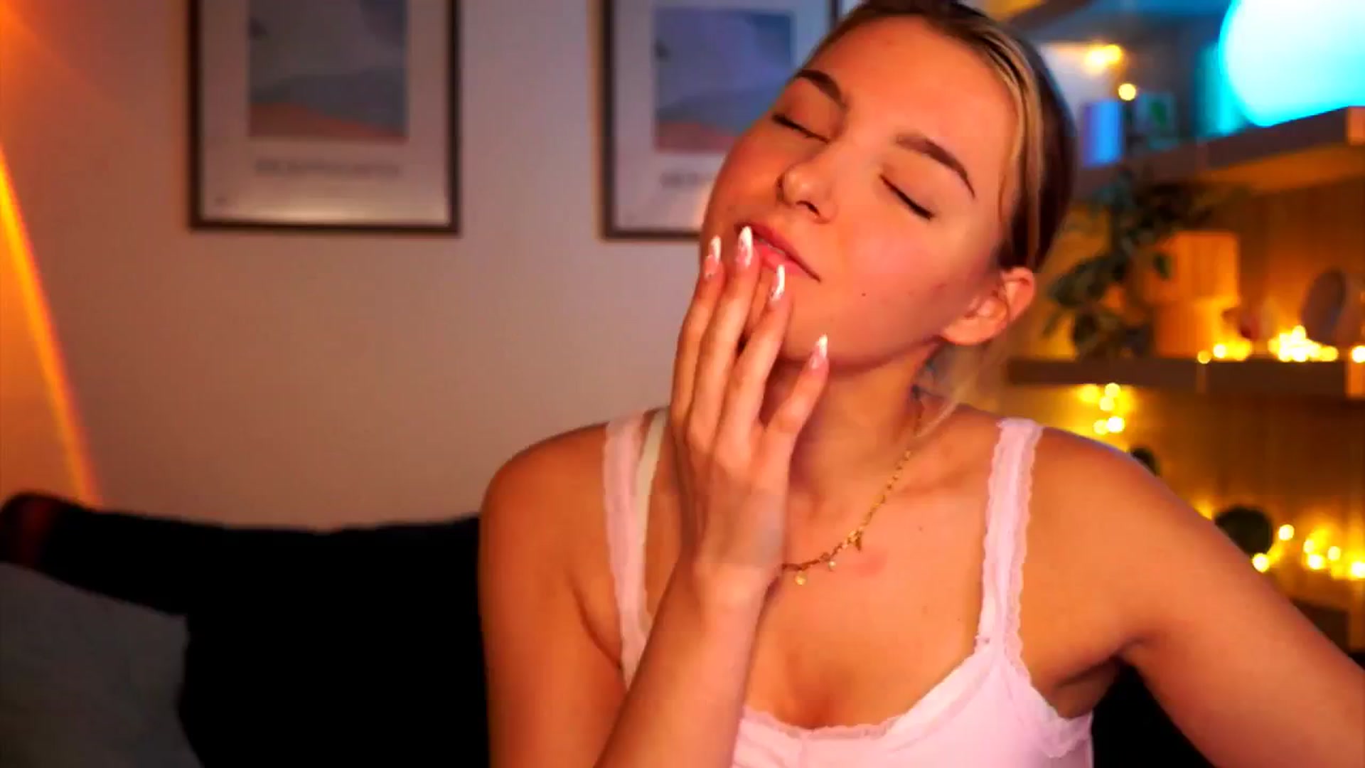 Gallery image thumbnail from Pixie_Pie's myfreecams stream on, 03/20/2026, 12:38 image 1 of 20