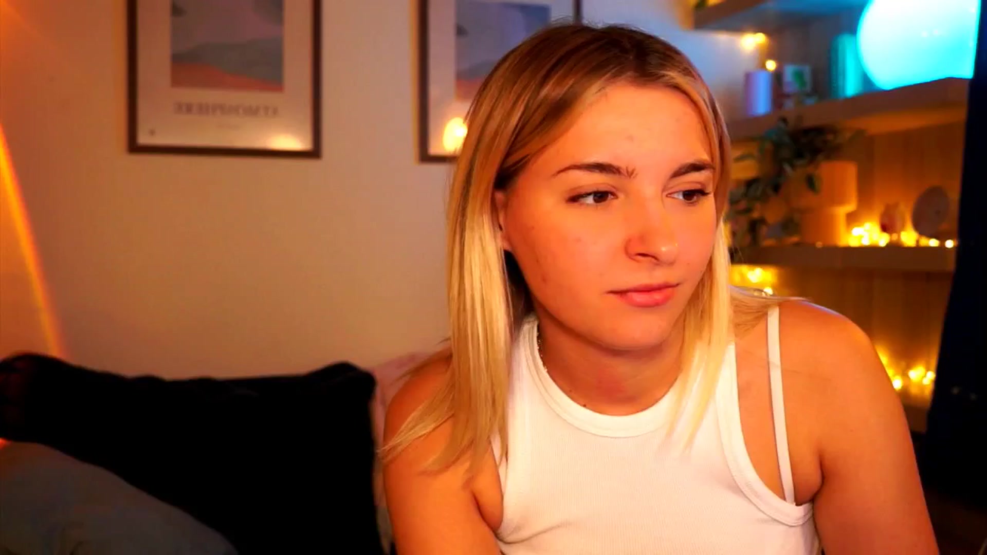 Gallery image thumbnail from Pixie_Pie's myfreecams stream on, 03/21/2026, 16:18 image 12 of 20
