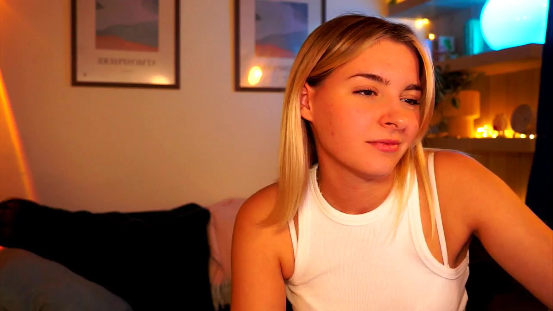 Gallery image thumbnail from Pixie_Pie's myfreecams stream on, 03/21/2026, 16:18 image 8 of 20