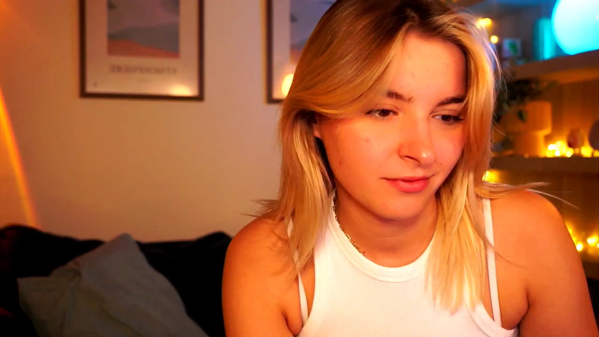 Gallery image thumbnail from Pixie_Pie's myfreecams stream on, 03/21/2026, 19:46 image 17 of 20