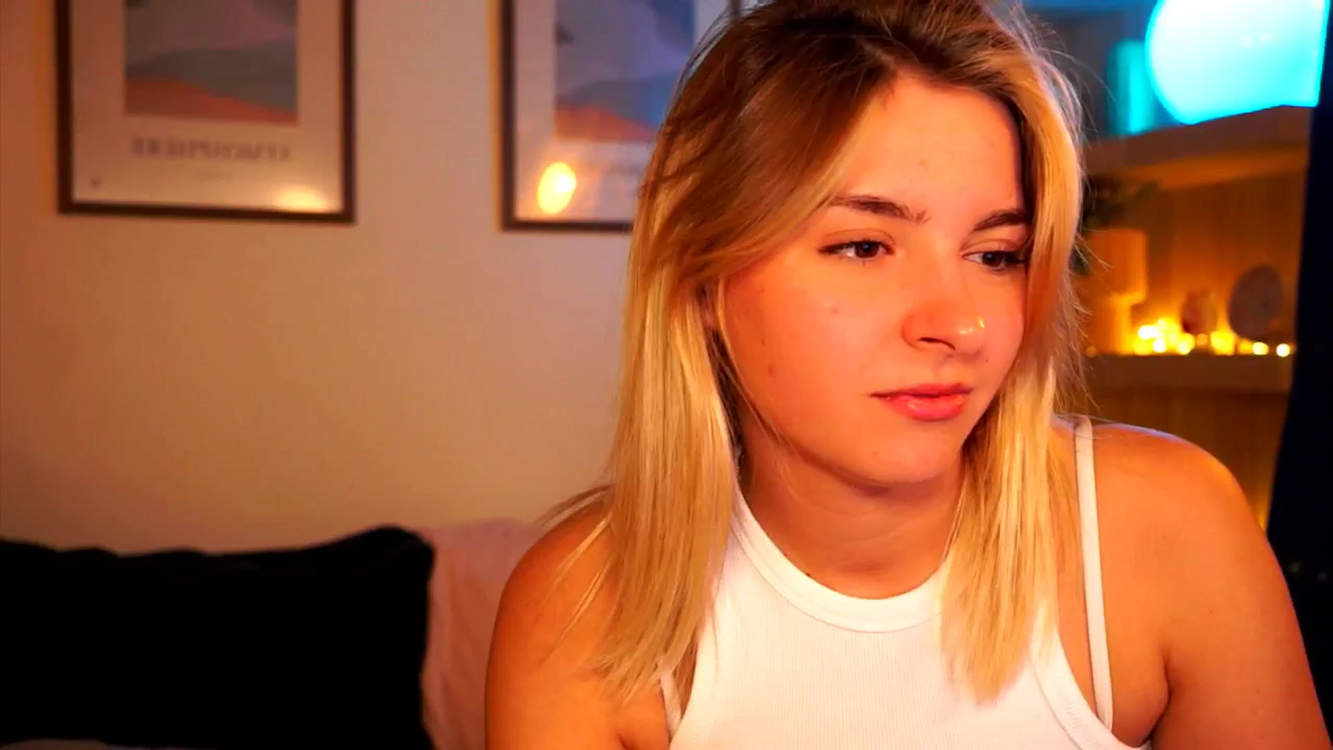 Gallery image thumbnail from Pixie_Pie's myfreecams stream on, 03/21/2026, 19:46 image 11 of 20