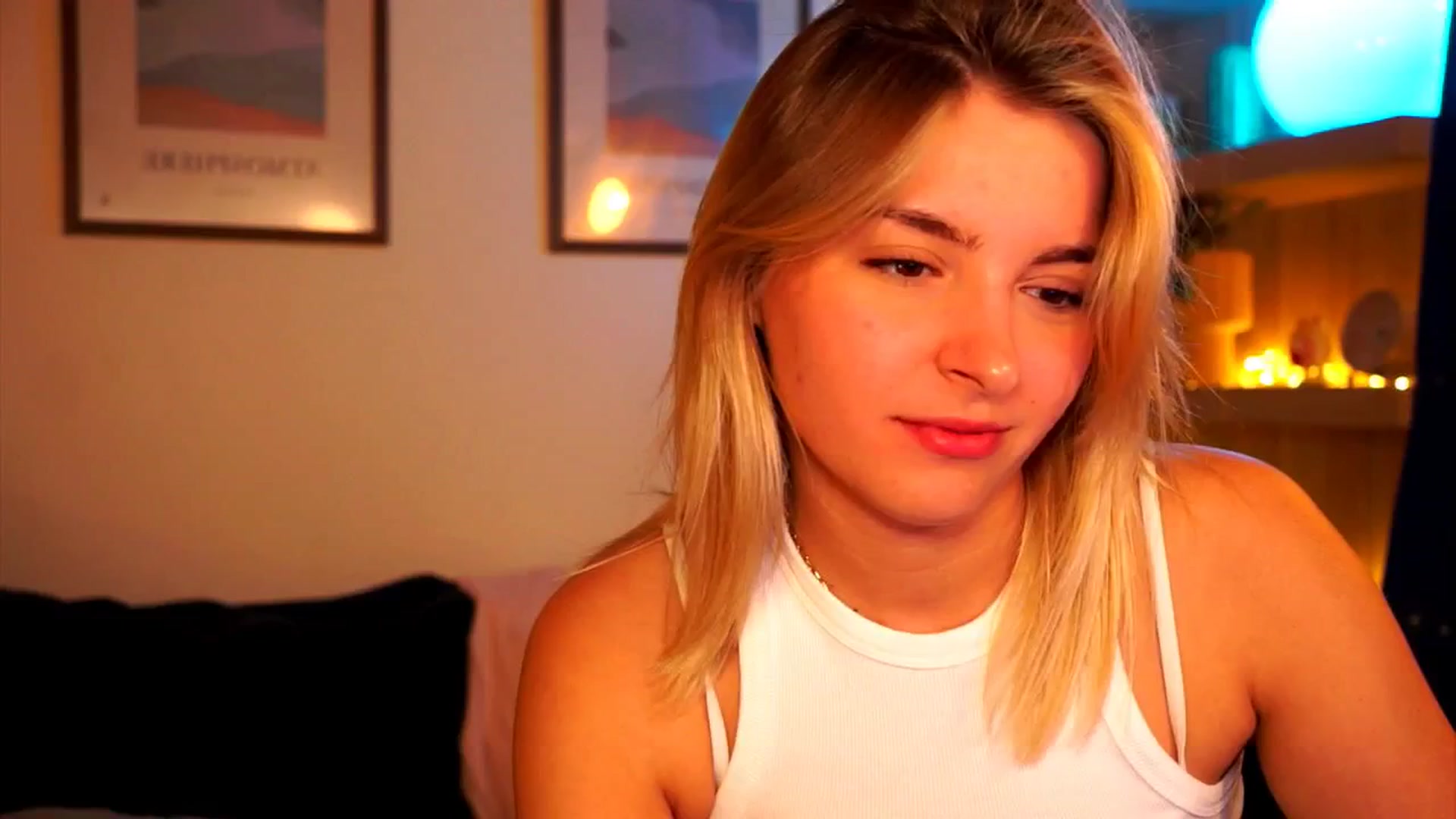 Gallery image thumbnail from Pixie_Pie's myfreecams stream on, 03/21/2026, 19:46 image 6 of 20