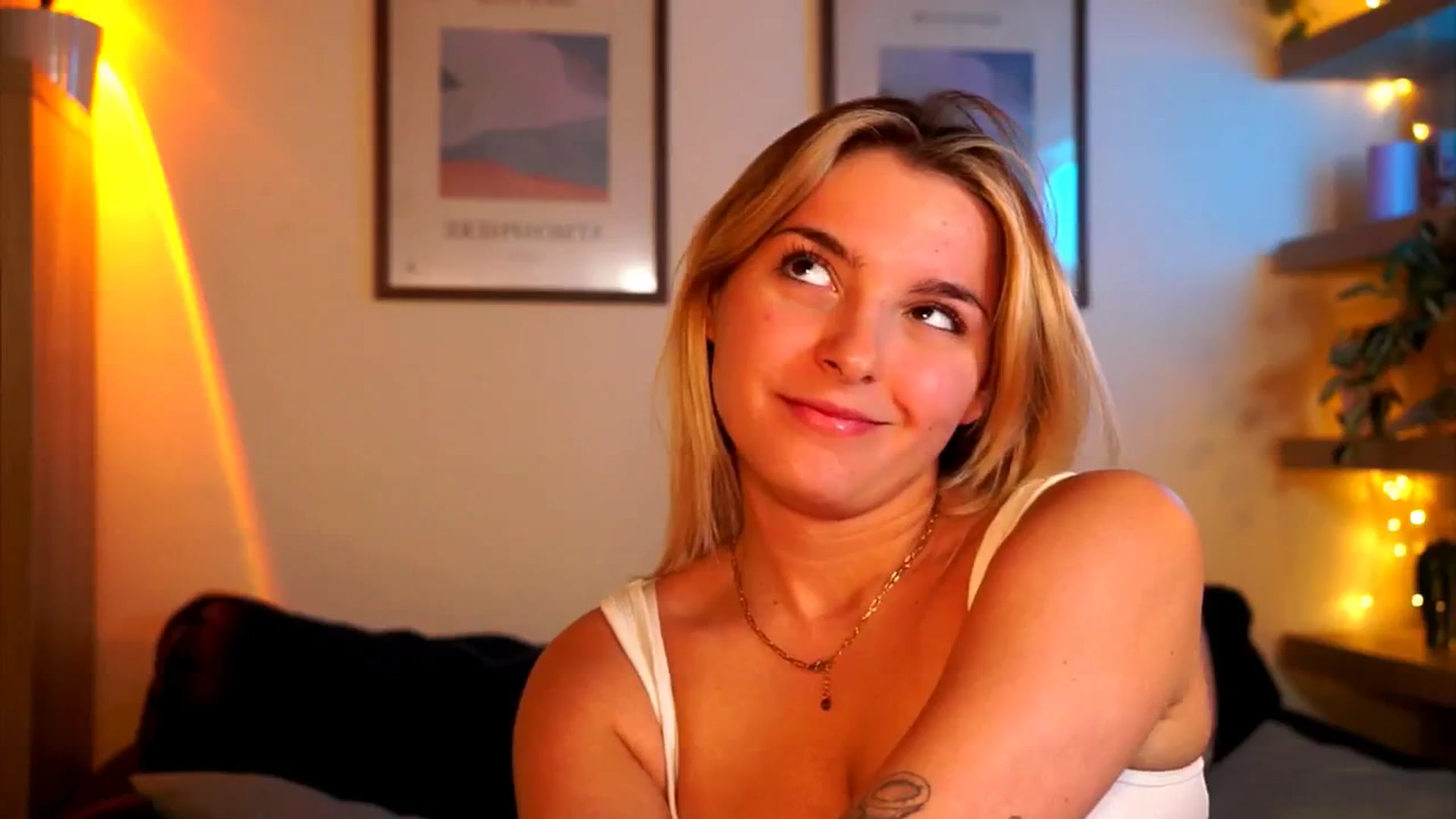Gallery image thumbnail from Pixie_Pie's myfreecams stream on, 03/22/2026, 15:00 image 7 of 20