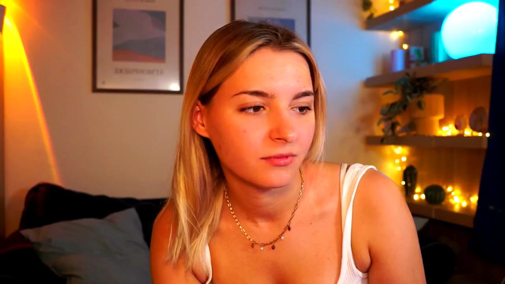 Gallery image thumbnail from Pixie_Pie's myfreecams stream on, 03/22/2026, 16:39 image 5 of 20