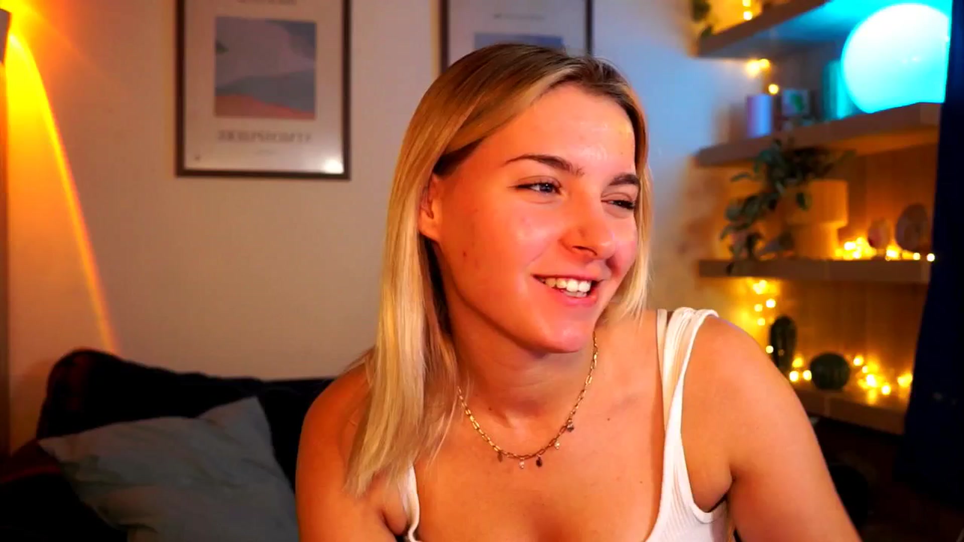 Gallery image thumbnail from Pixie_Pie's myfreecams stream on, 03/22/2026, 16:39 image 11 of 20