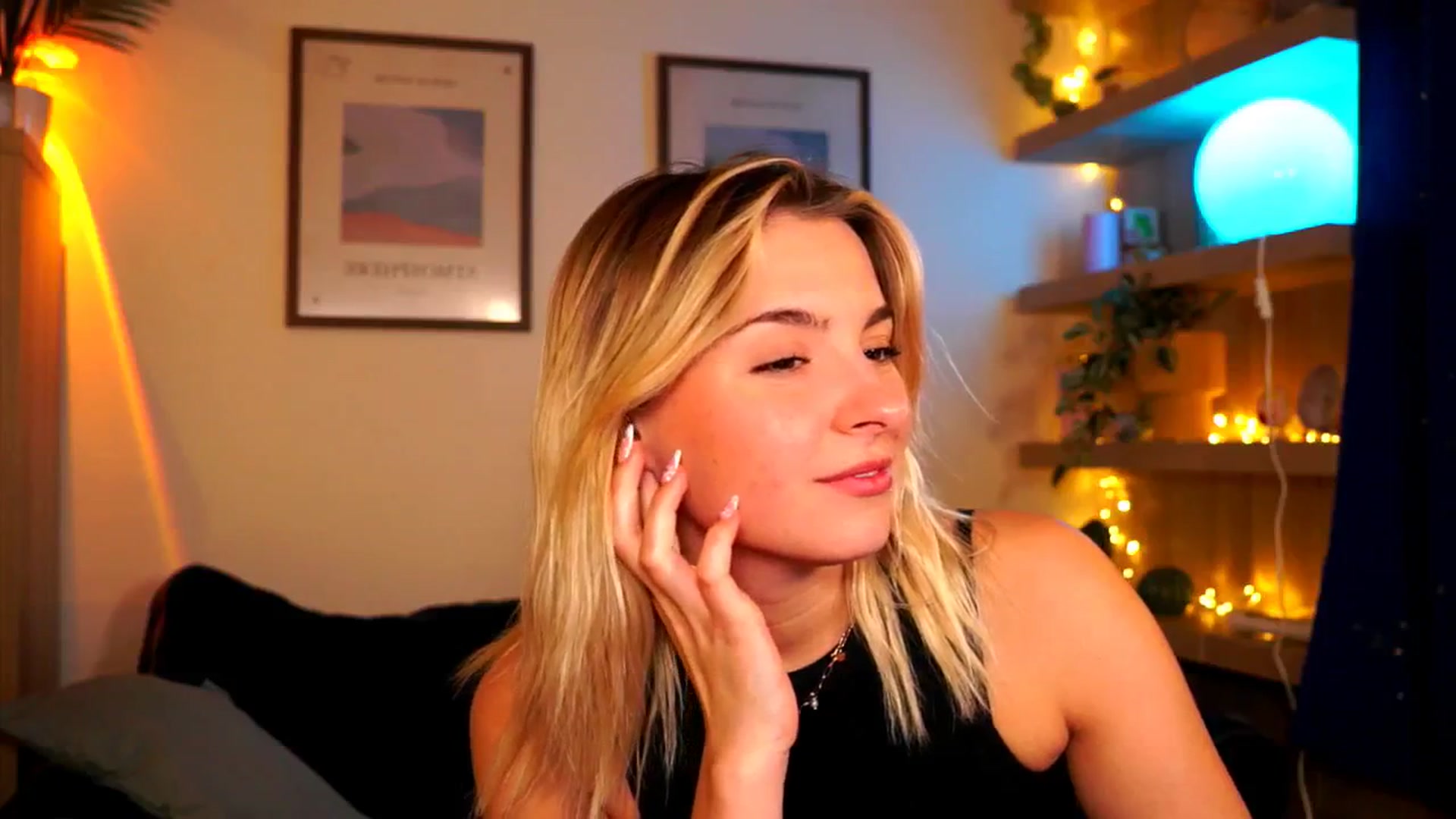 Gallery image thumbnail from Pixie_Pie's myfreecams stream on, 03/29/2026, 19:20 image 5 of 20