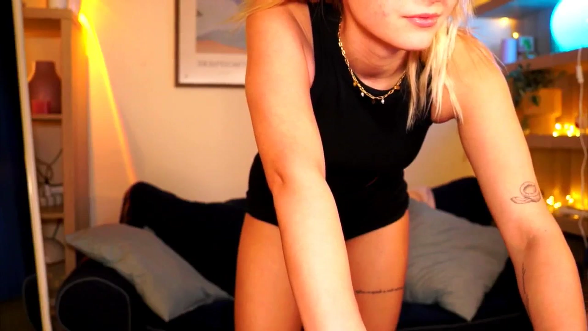 Gallery image thumbnail from Pixie_Pie's myfreecams stream on, 03/29/2026, 19:20 image 9 of 20