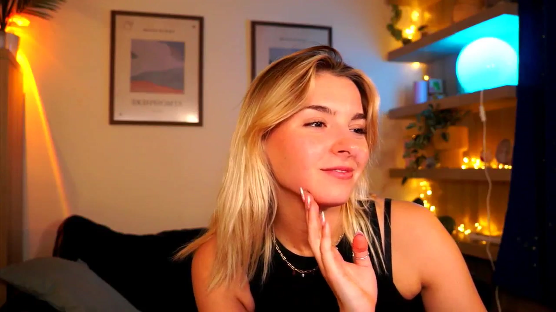 Gallery image thumbnail from Pixie_Pie's myfreecams stream on, 03/29/2026, 19:20 image 2 of 20