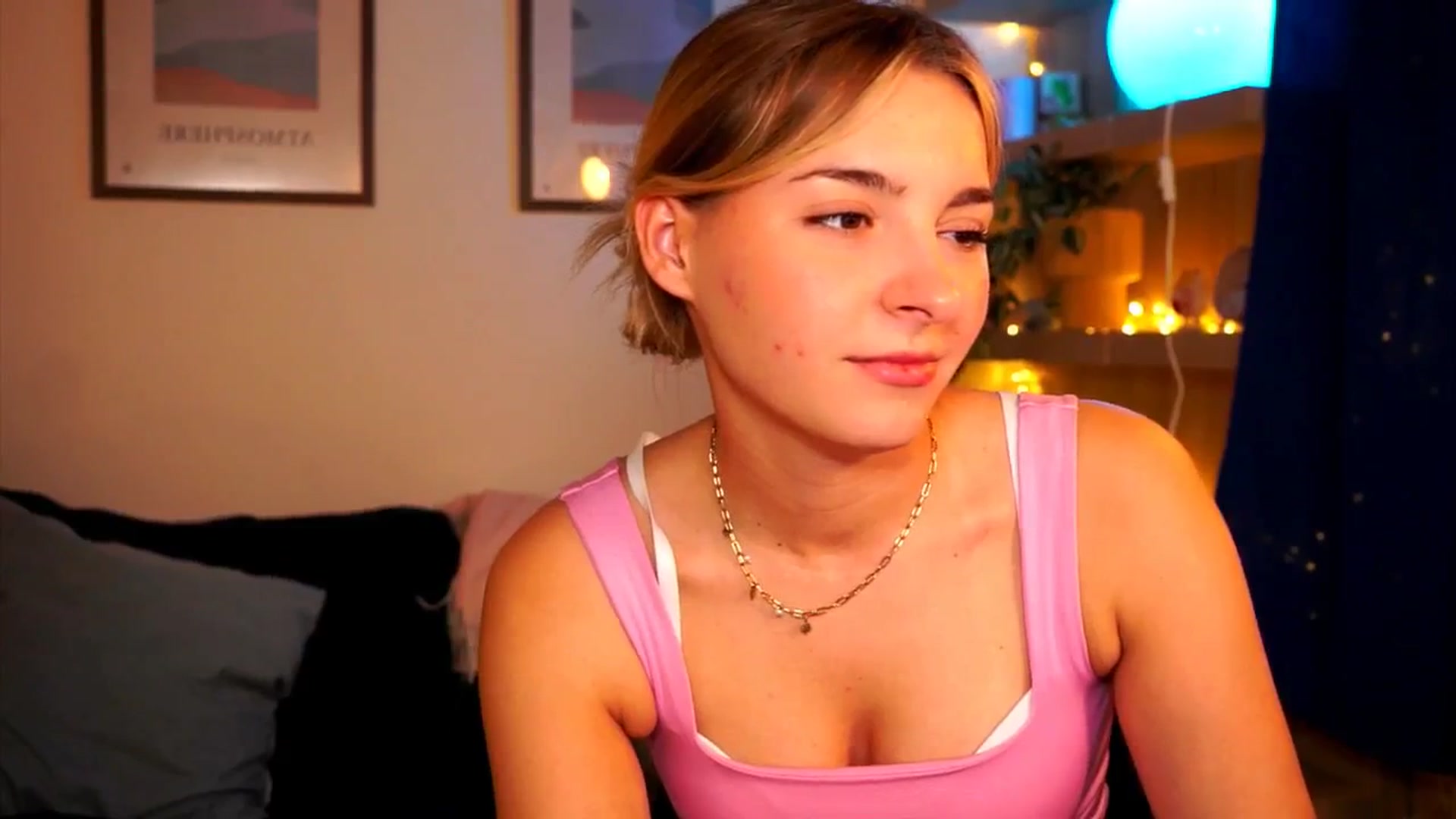 Gallery image thumbnail from Pixie_Pie's myfreecams stream on, 03/31/2026, 13:08 image 13 of 20