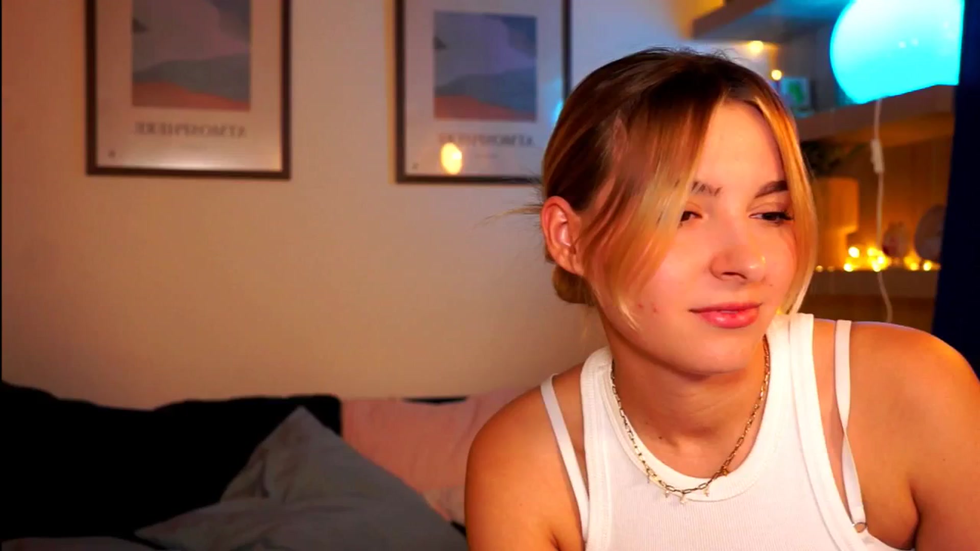 Gallery image thumbnail from Pixie_Pie's myfreecams stream on, 03/31/2026, 16:42 image 3 of 20