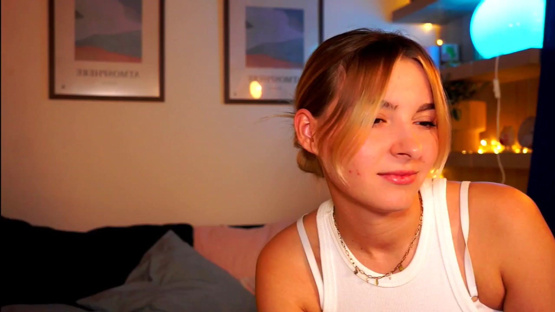 Gallery image thumbnail from Pixie_Pie's myfreecams stream on, 03/31/2026, 16:42 image 1 of 20