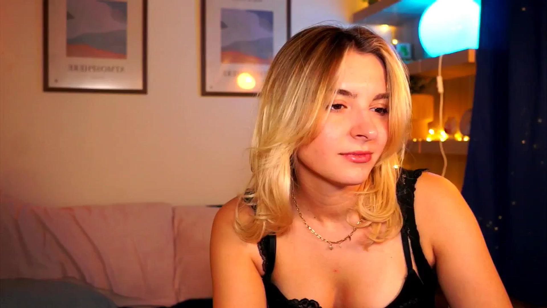 Gallery image thumbnail from Pixie_Pie's myfreecams stream on, 04/02/2026, 19:58 image 13 of 20