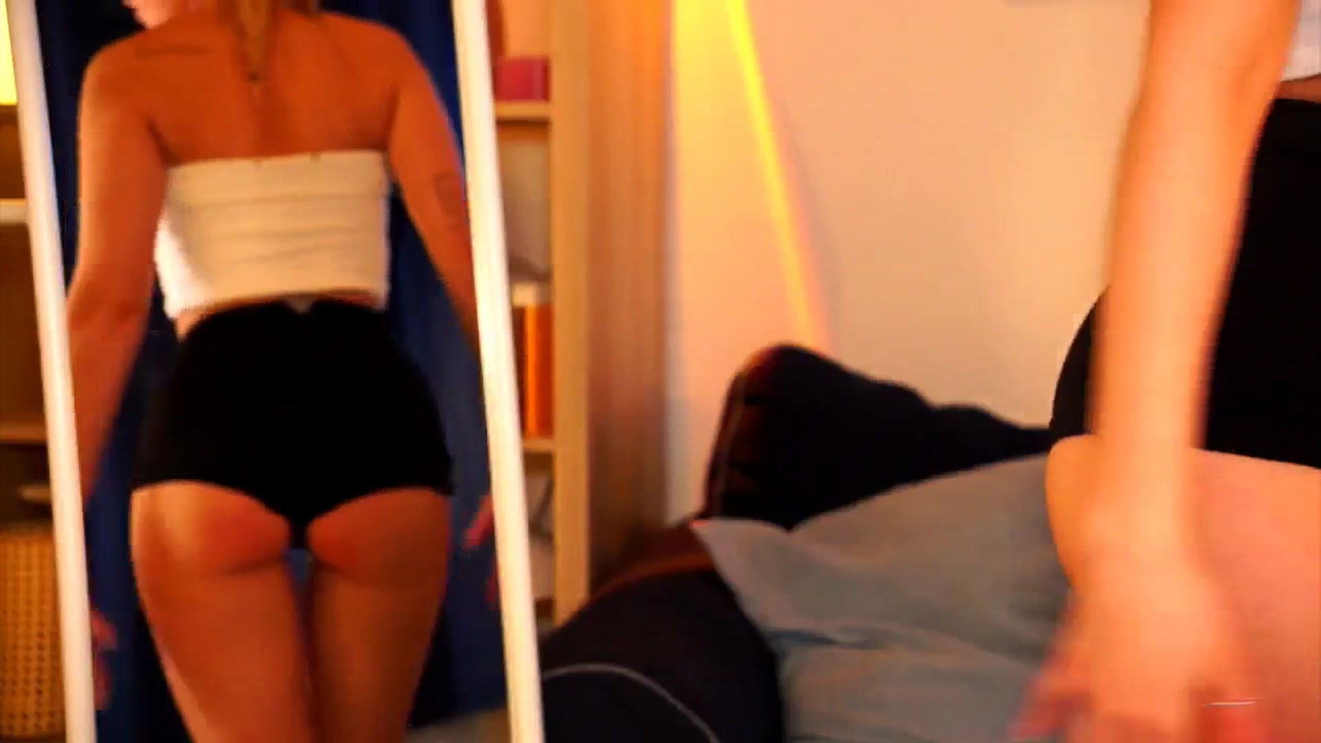 Gallery image thumbnail from Pixie_Pie's myfreecams stream on, 04/06/2026, 11:57 image 16 of 20