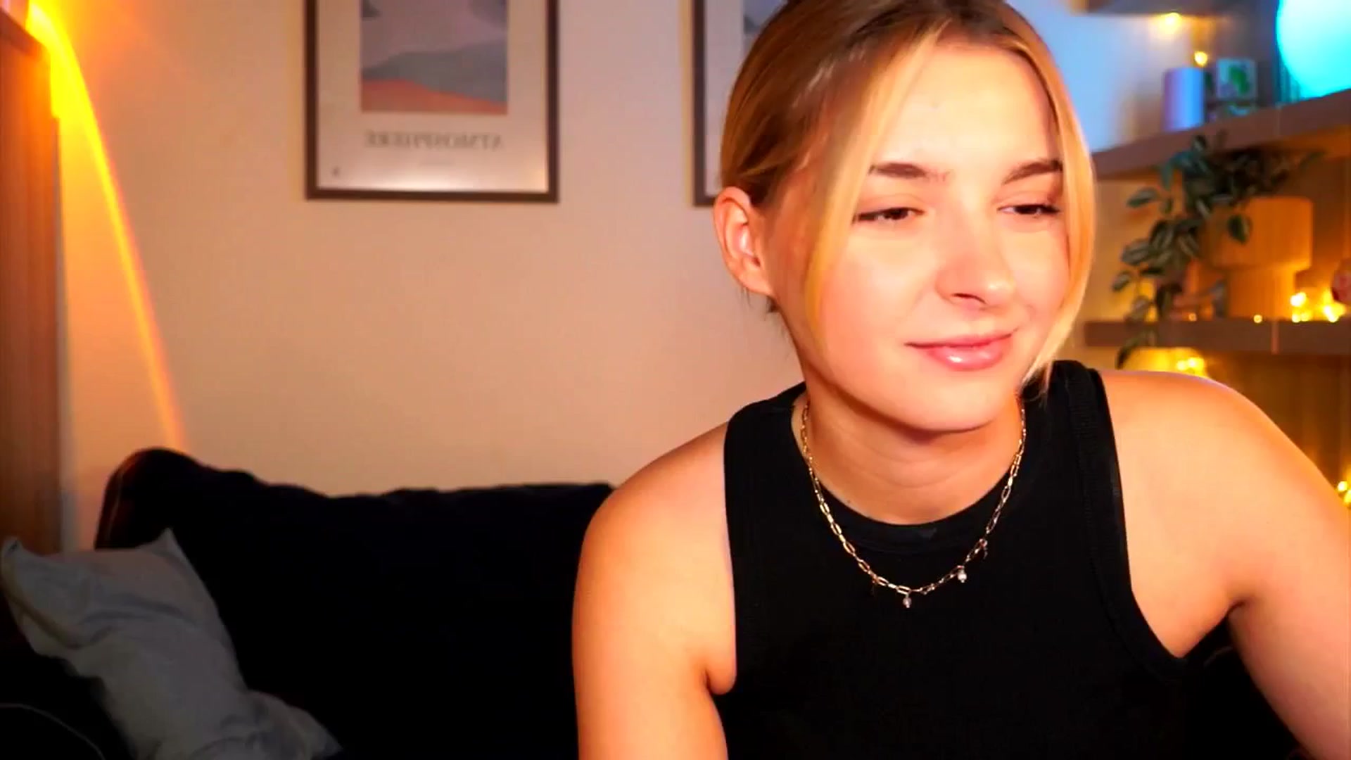 Gallery image thumbnail from Pixie_Pie's myfreecams stream on, 04/07/2026, 11:51 image 13 of 20