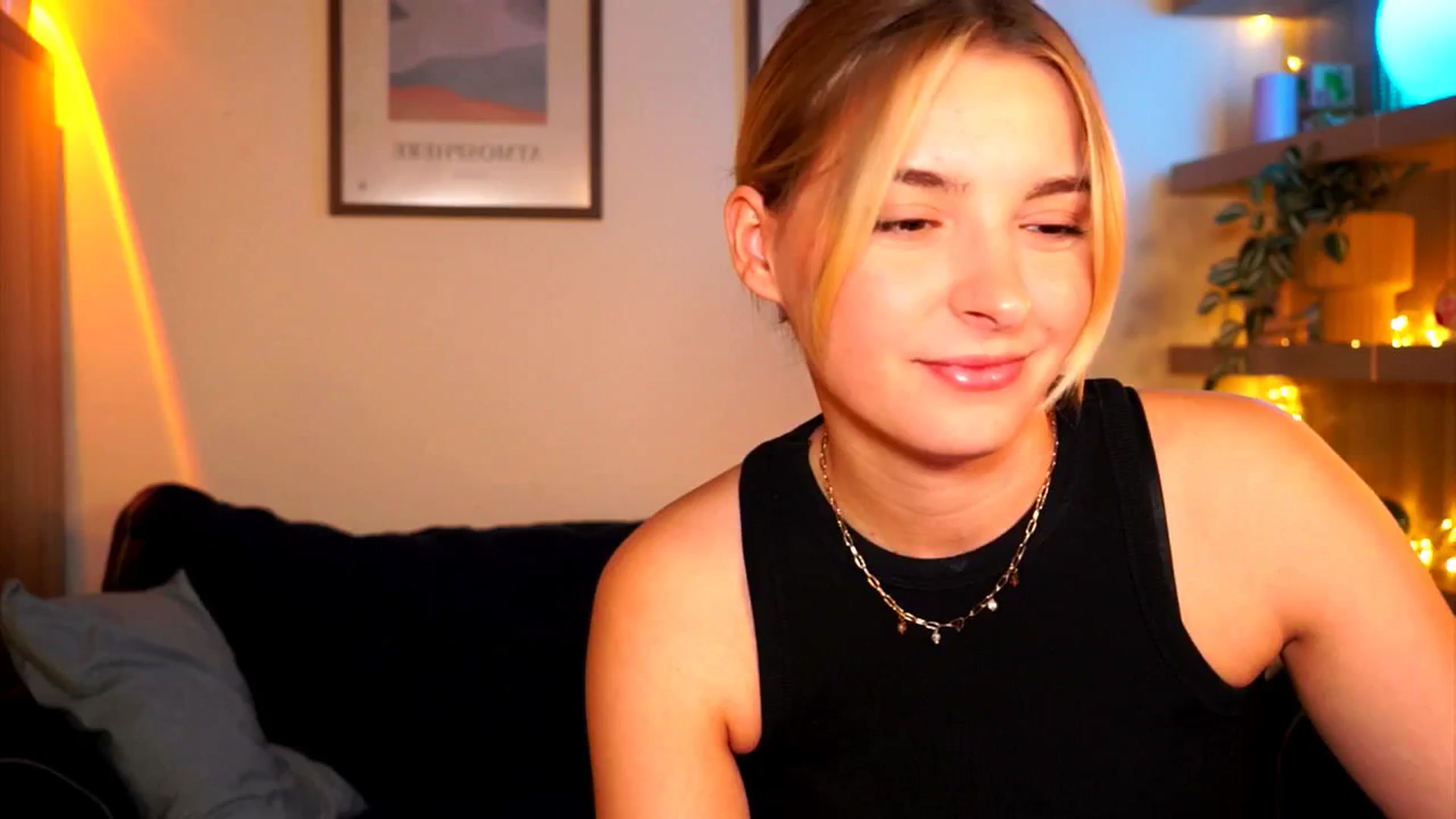 Gallery image thumbnail from Pixie_Pie's myfreecams stream on, 04/07/2026, 11:51 image 12 of 20