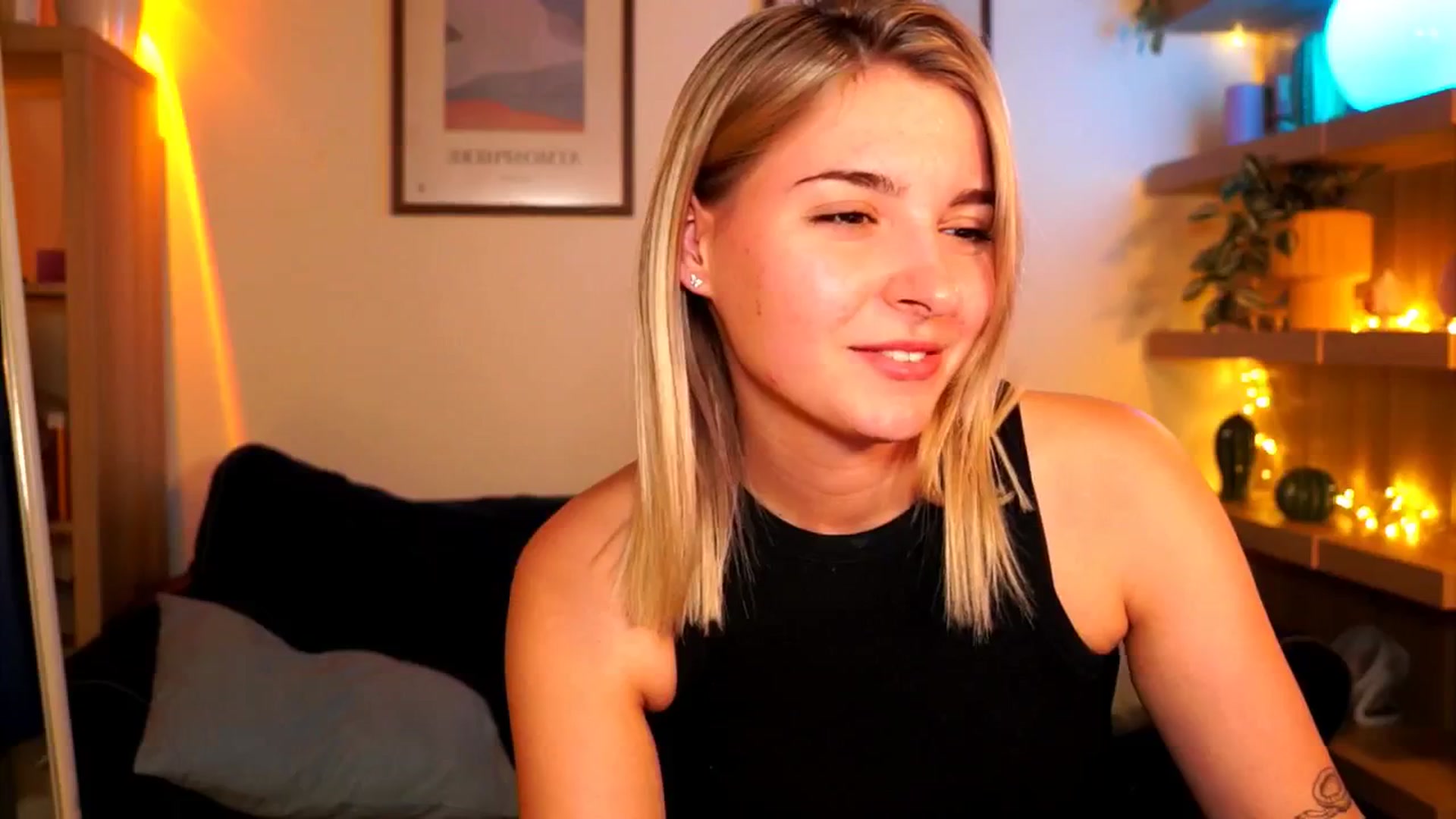 Gallery image thumbnail from Pixie_Pie's myfreecams stream on, 04/14/2026, 17:48 image 19 of 20