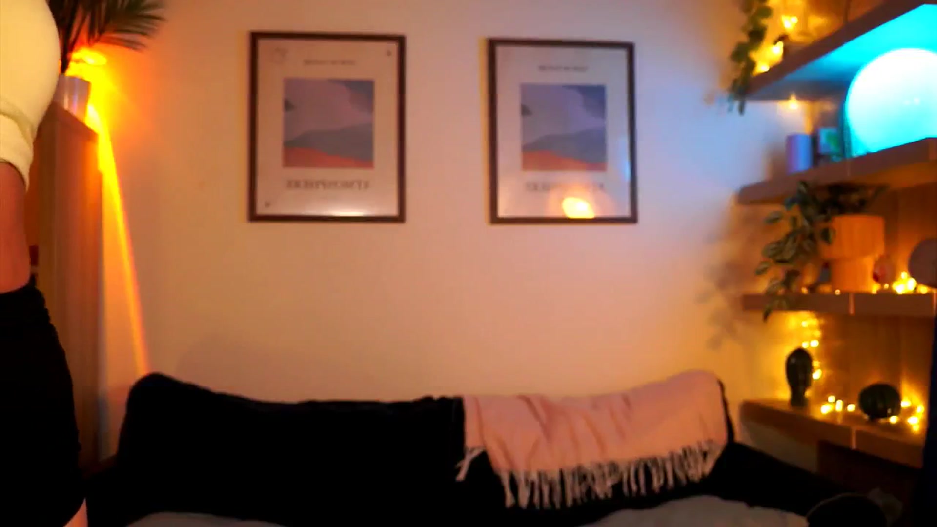 Gallery image thumbnail from Pixie_Pie's myfreecams stream on, 04/20/2026, 11:35 image 5 of 20
