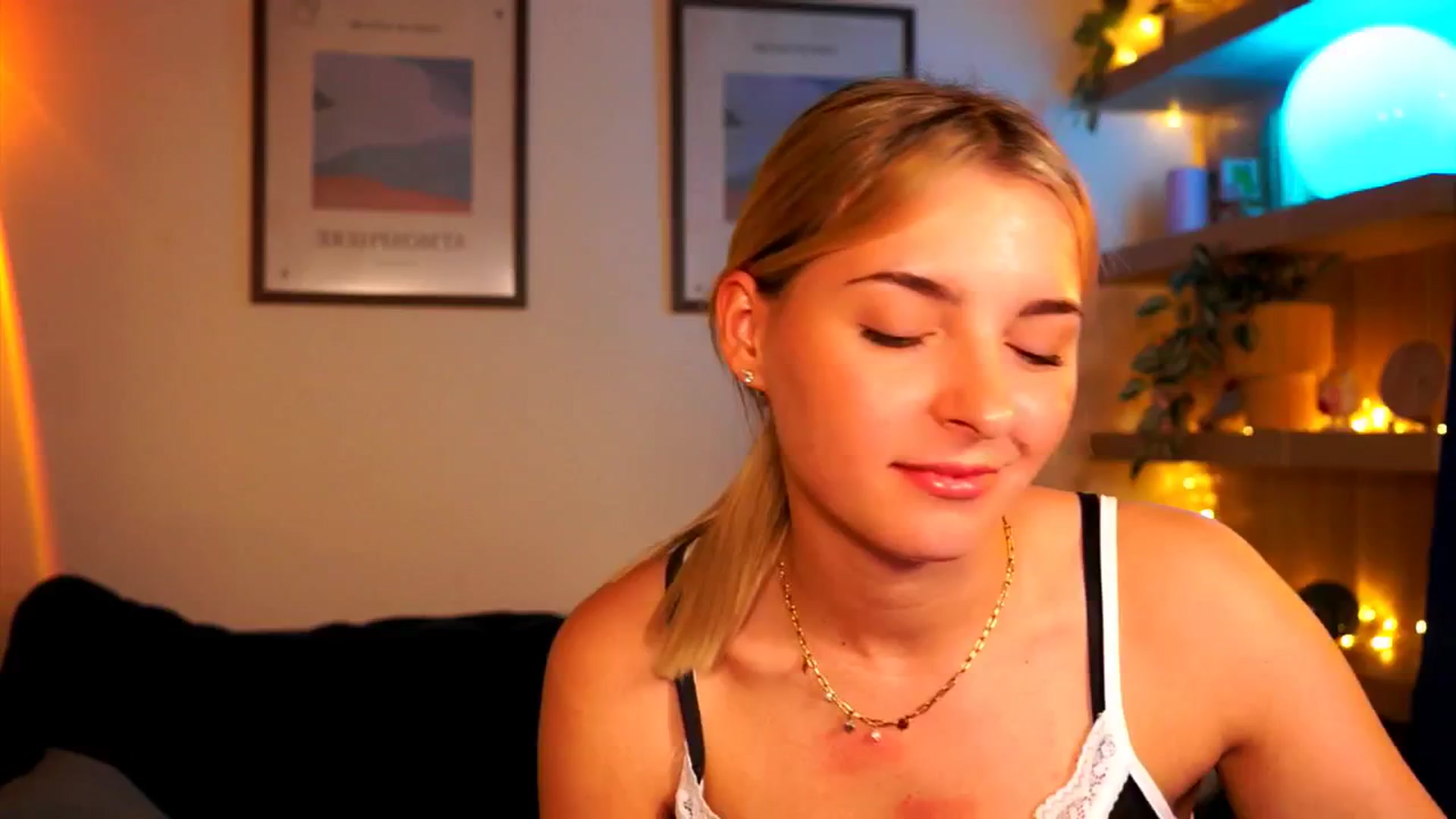 Gallery image thumbnail from Pixie_Pie's myfreecams stream on, 04/23/2026, 16:02 image 6 of 20
