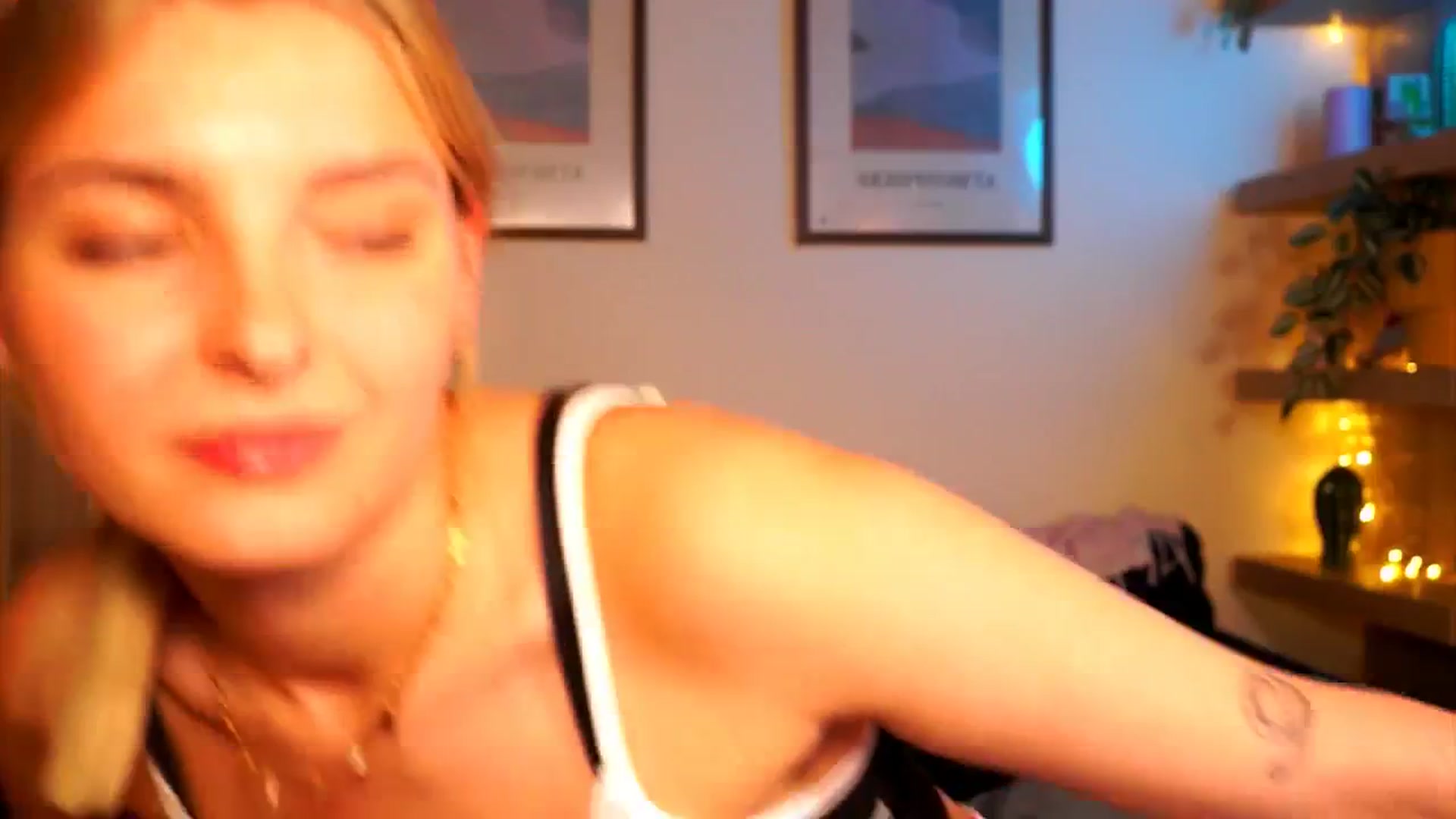 Gallery image thumbnail from Pixie_Pie's myfreecams stream on, 04/23/2026, 16:02 image 14 of 20
