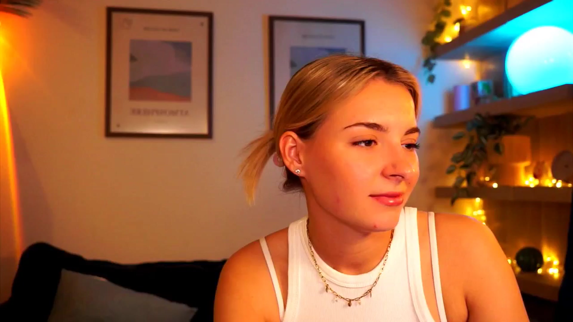 Gallery image thumbnail from Pixie_Pie's myfreecams stream on, 04/28/2026, 10:37 image 11 of 20