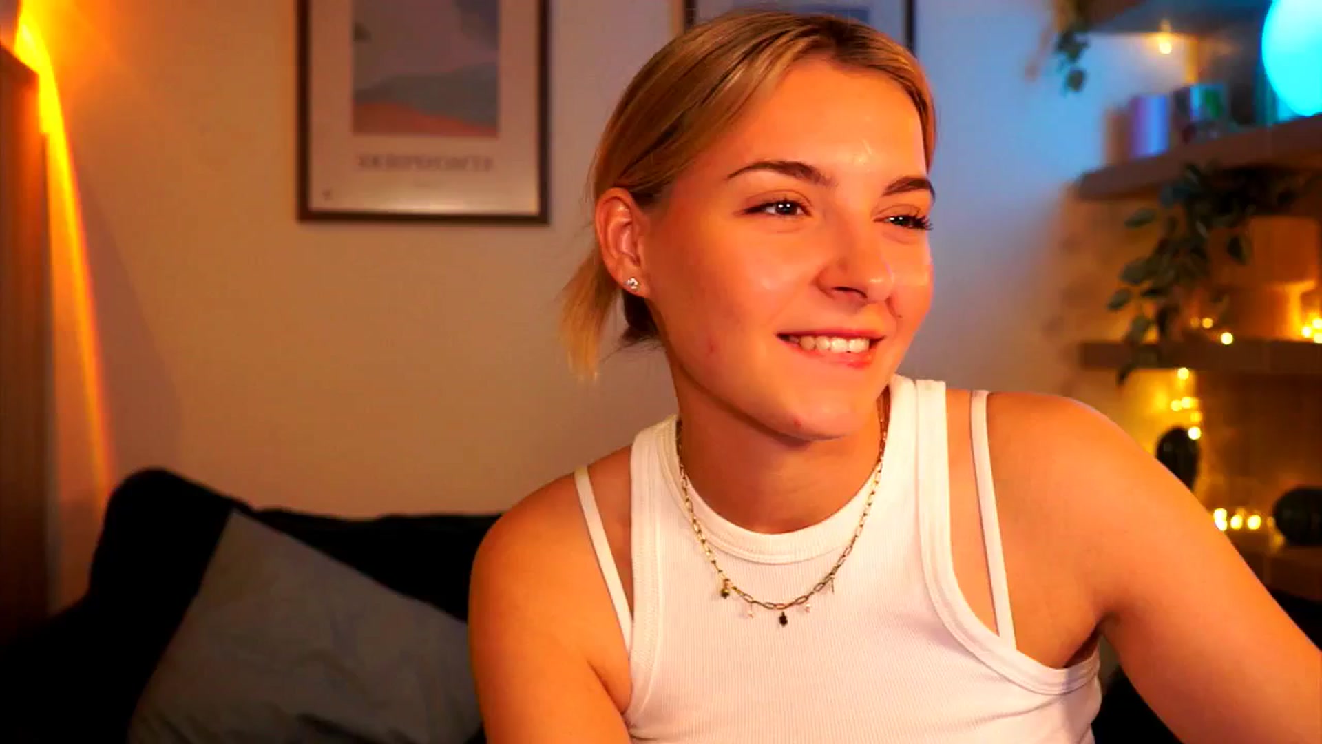 Gallery image thumbnail from Pixie_Pie's myfreecams stream on, 04/28/2026, 11:31 image 7 of 20