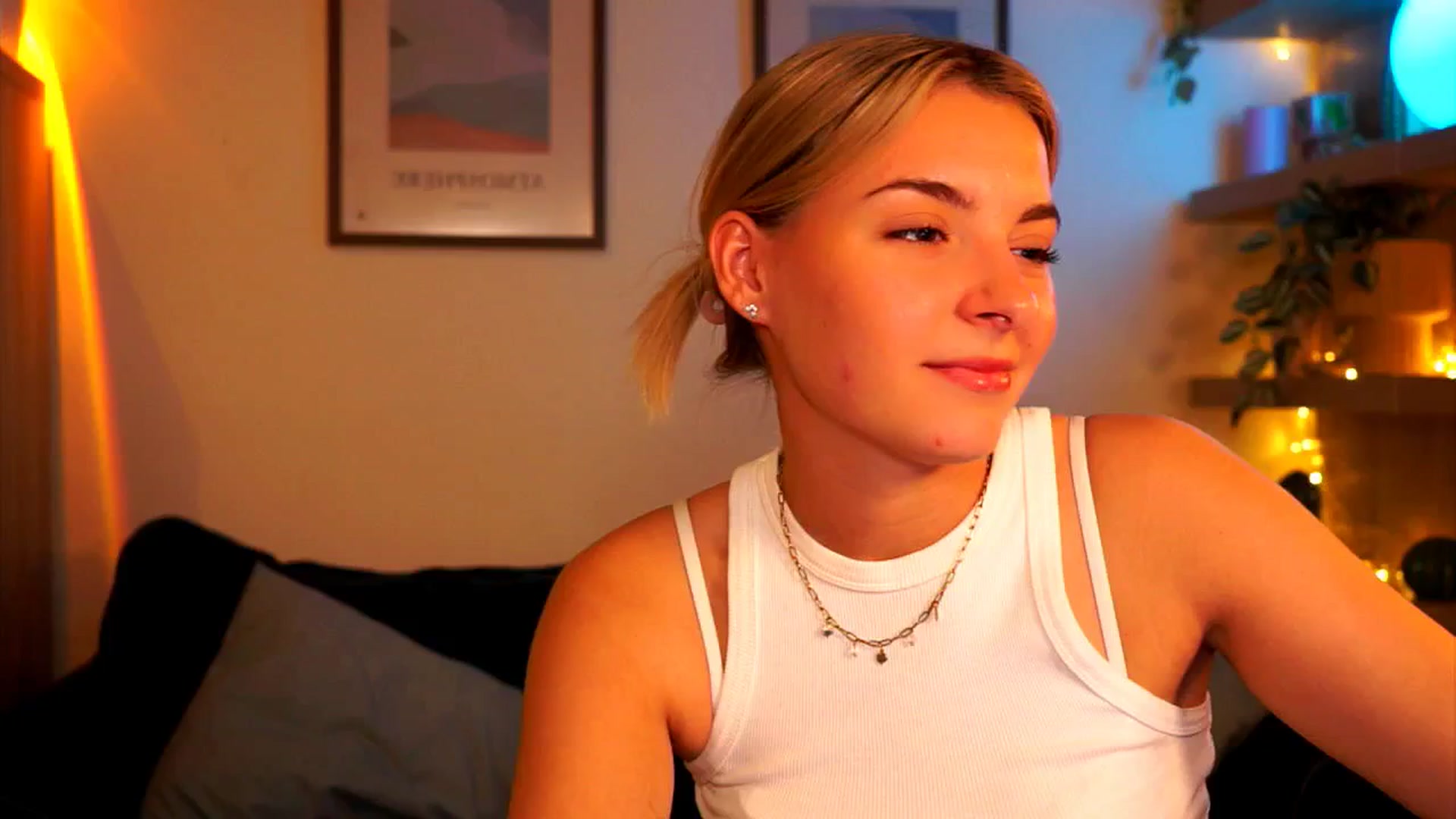 Gallery image thumbnail from Pixie_Pie's myfreecams stream on, 04/28/2026, 11:31 image 9 of 20