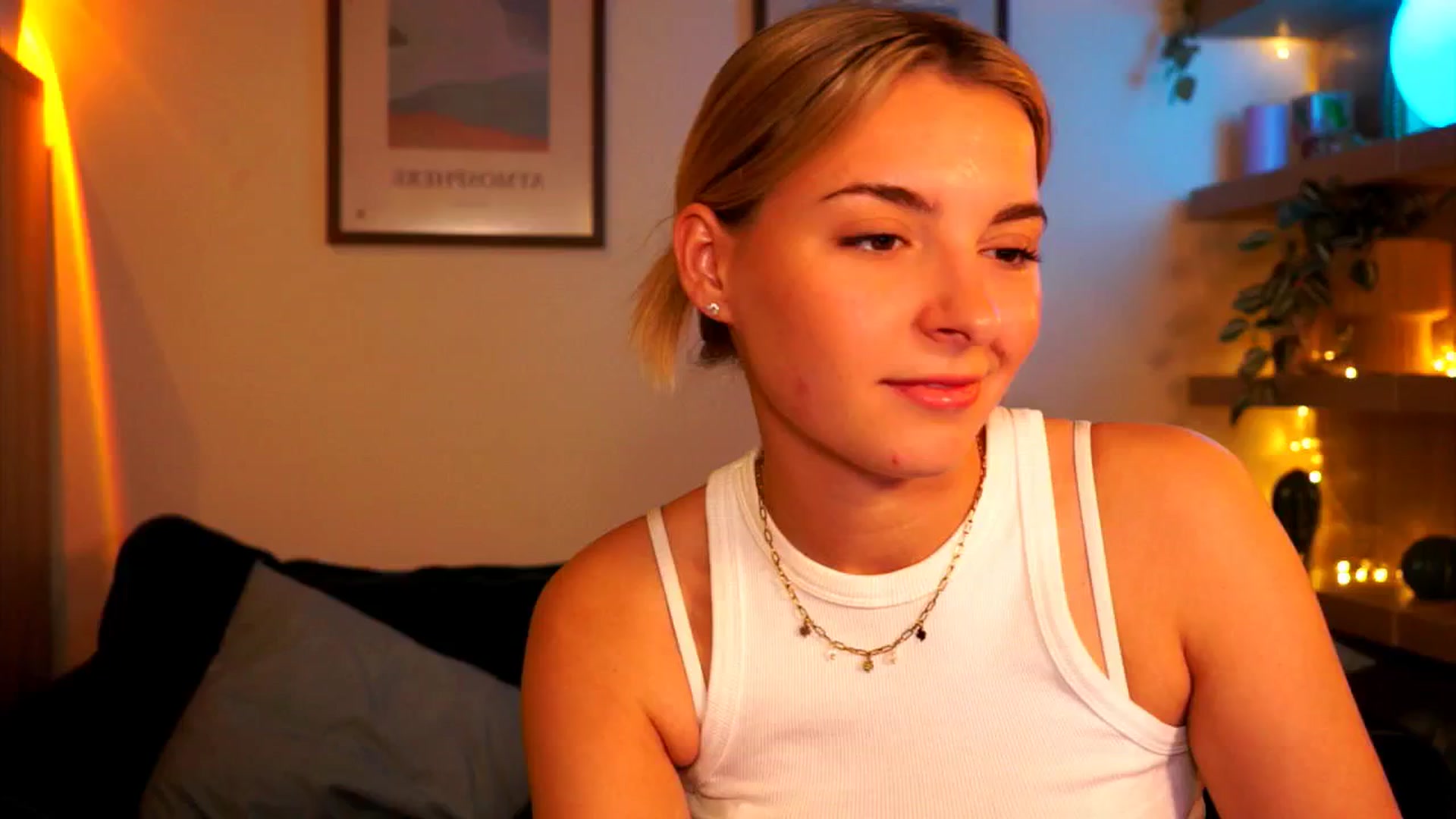 Gallery image thumbnail from Pixie_Pie's myfreecams stream on, 04/28/2026, 11:31 image 3 of 20