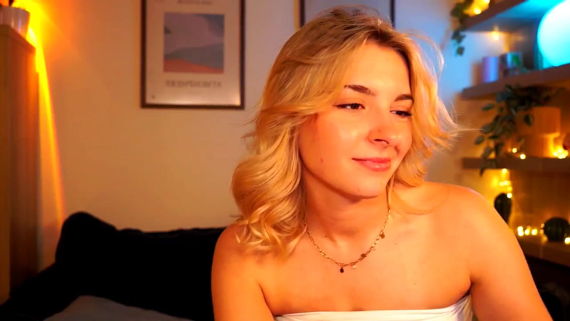 Gallery image thumbnail from Pixie_Pie's myfreecams stream on, 04/29/2026, 13:41 image 9 of 20