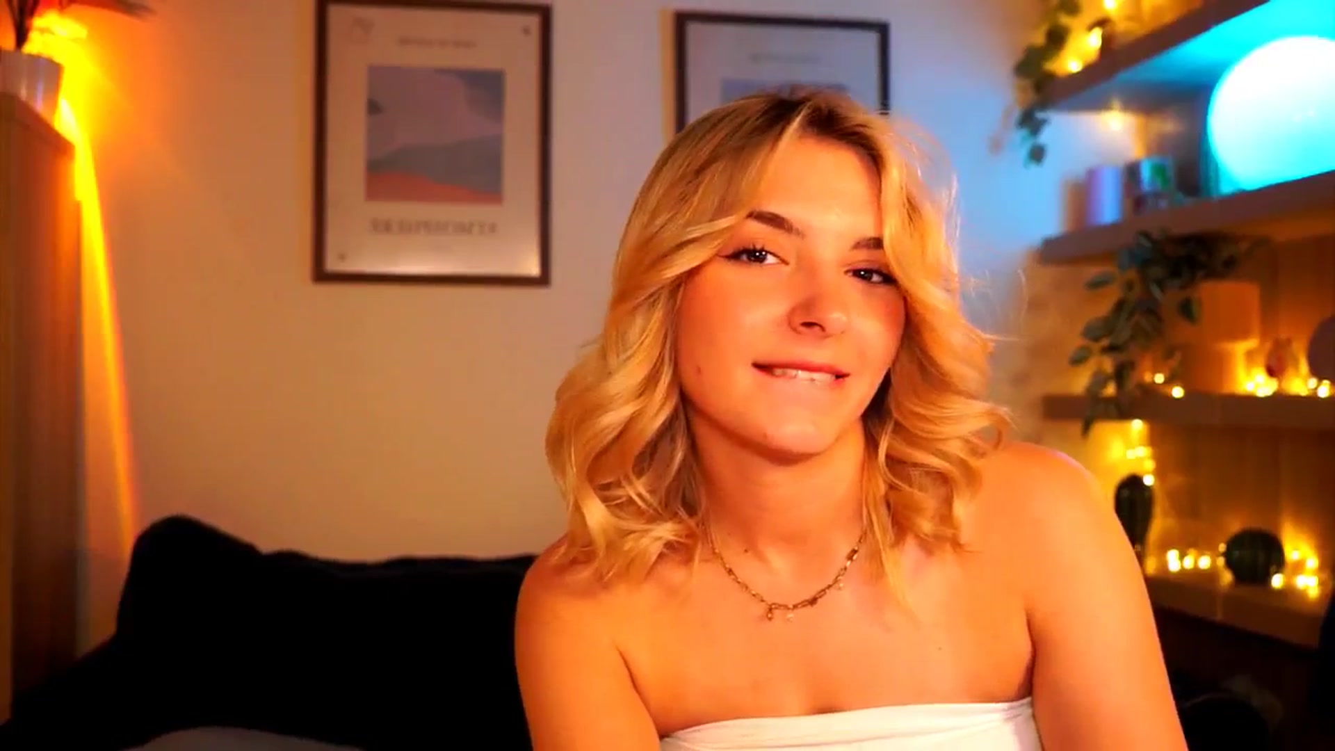Gallery image thumbnail from Pixie_Pie's myfreecams stream on, 04/29/2026, 13:41 image 19 of 20