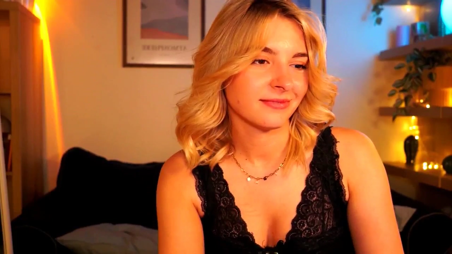 Gallery image thumbnail from Pixie_Pie's myfreecams stream on, 04/29/2026, 15:35 image 13 of 20