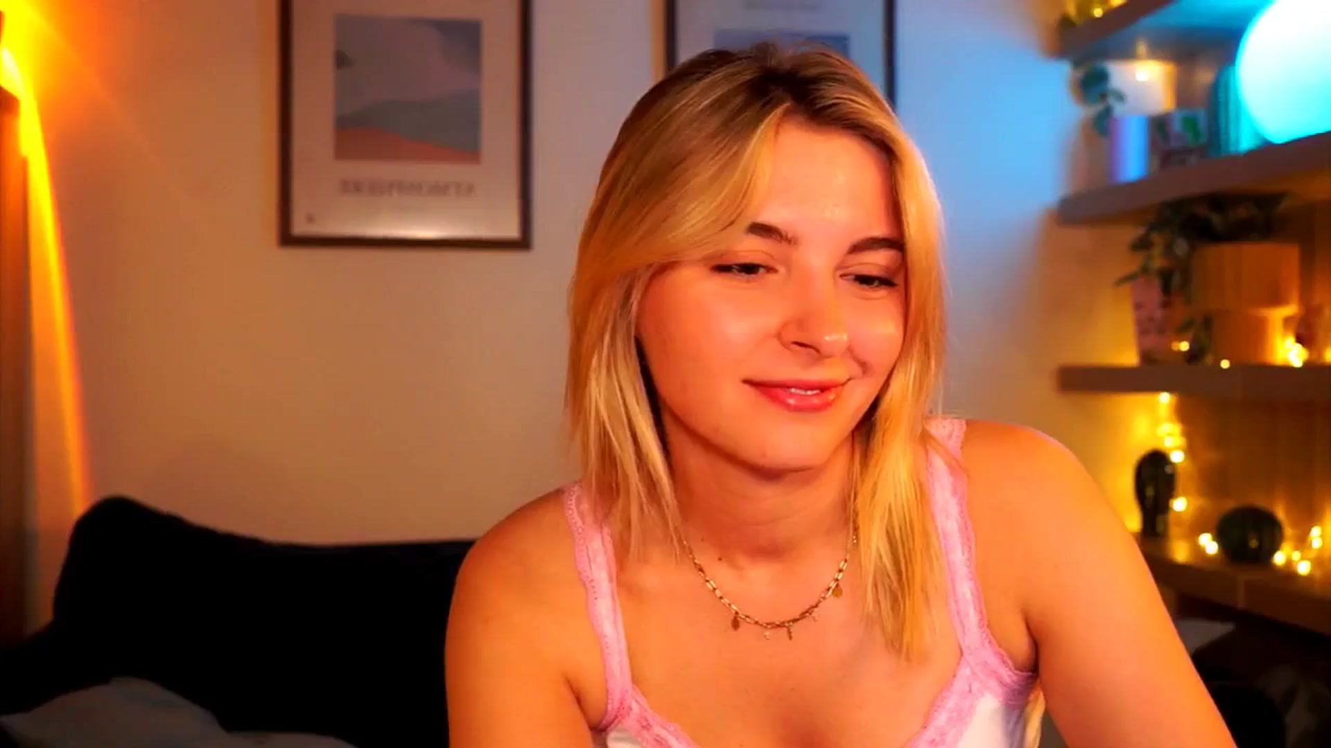 Gallery image thumbnail from Pixie_Pie's myfreecams stream on, 05/03/2026, 12:45 image 20 of 20