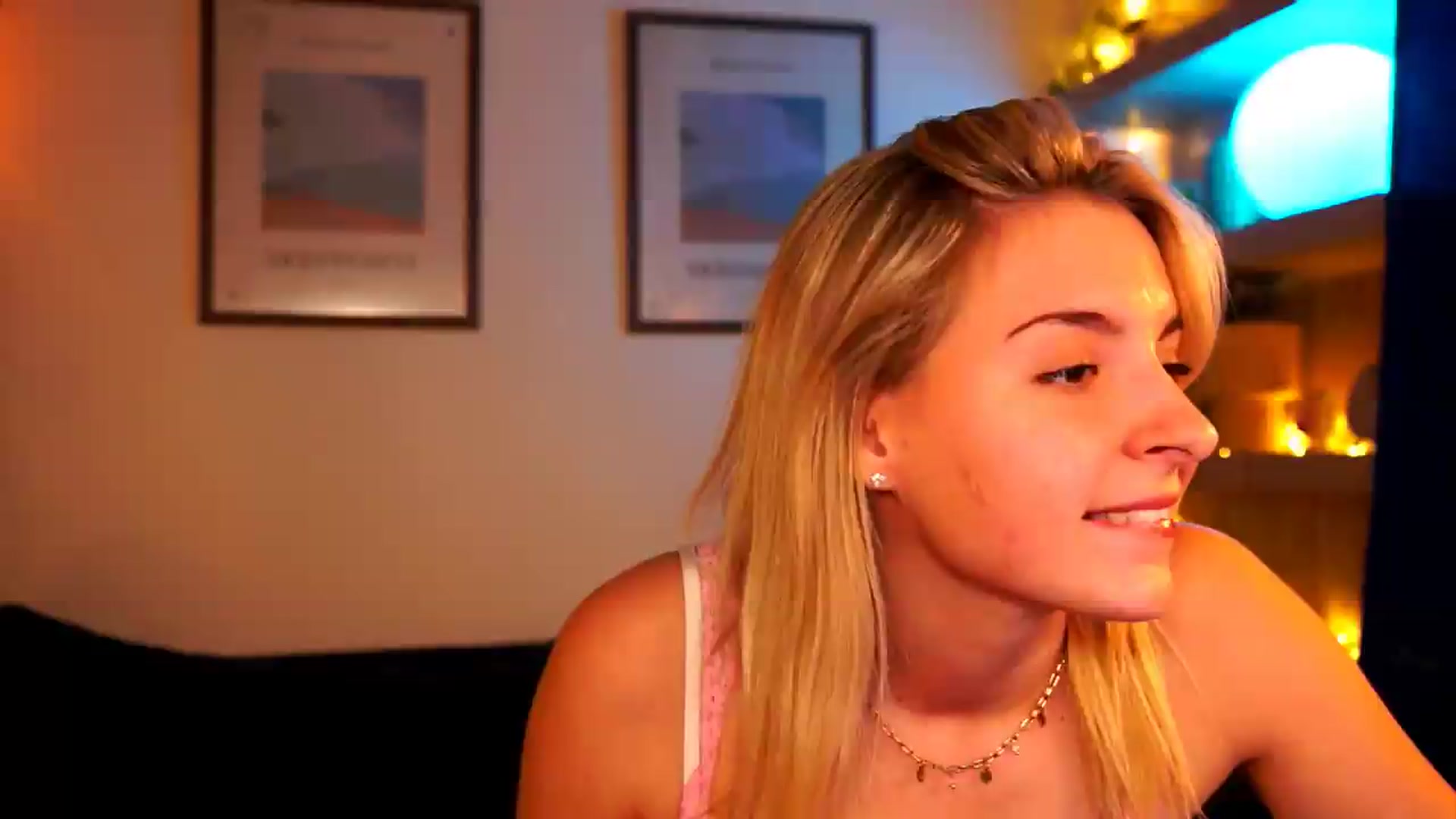 Gallery image thumbnail from Pixie_Pie's myfreecams stream on, 05/03/2026, 14:13 image 10 of 20