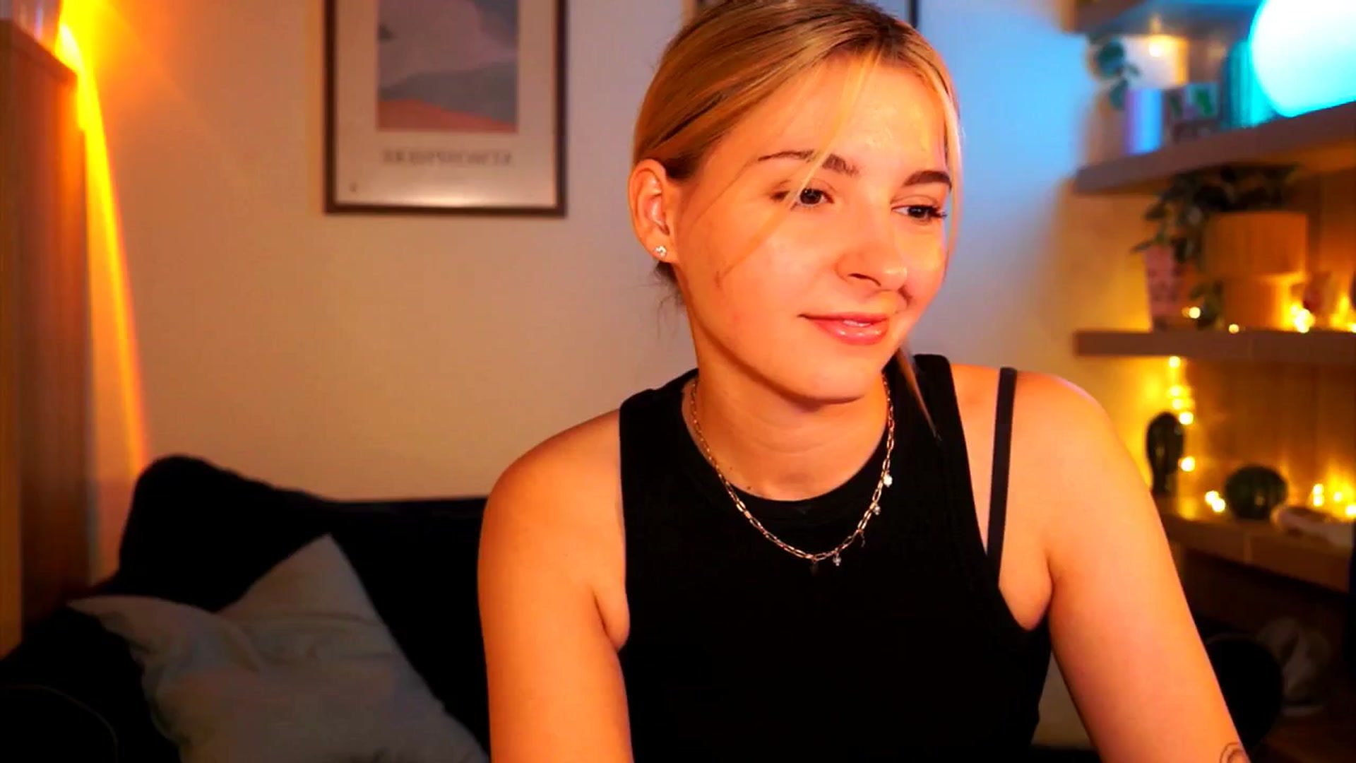 Gallery image thumbnail from Pixie_Pie's myfreecams stream on, 05/04/2026, 16:29 image 1 of 20