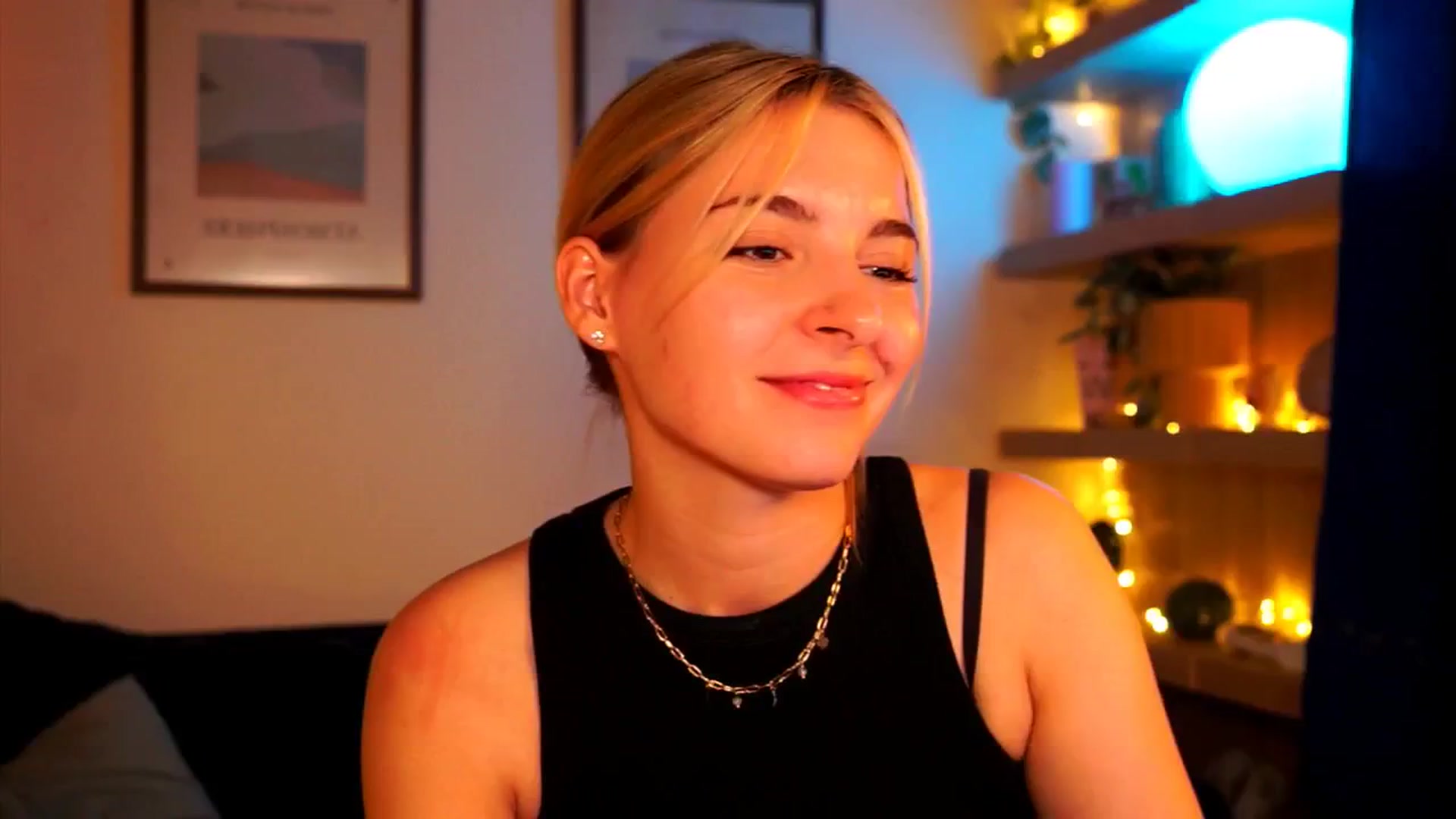 Gallery image thumbnail from Pixie_Pie's myfreecams stream on, 05/04/2026, 16:29 image 12 of 20