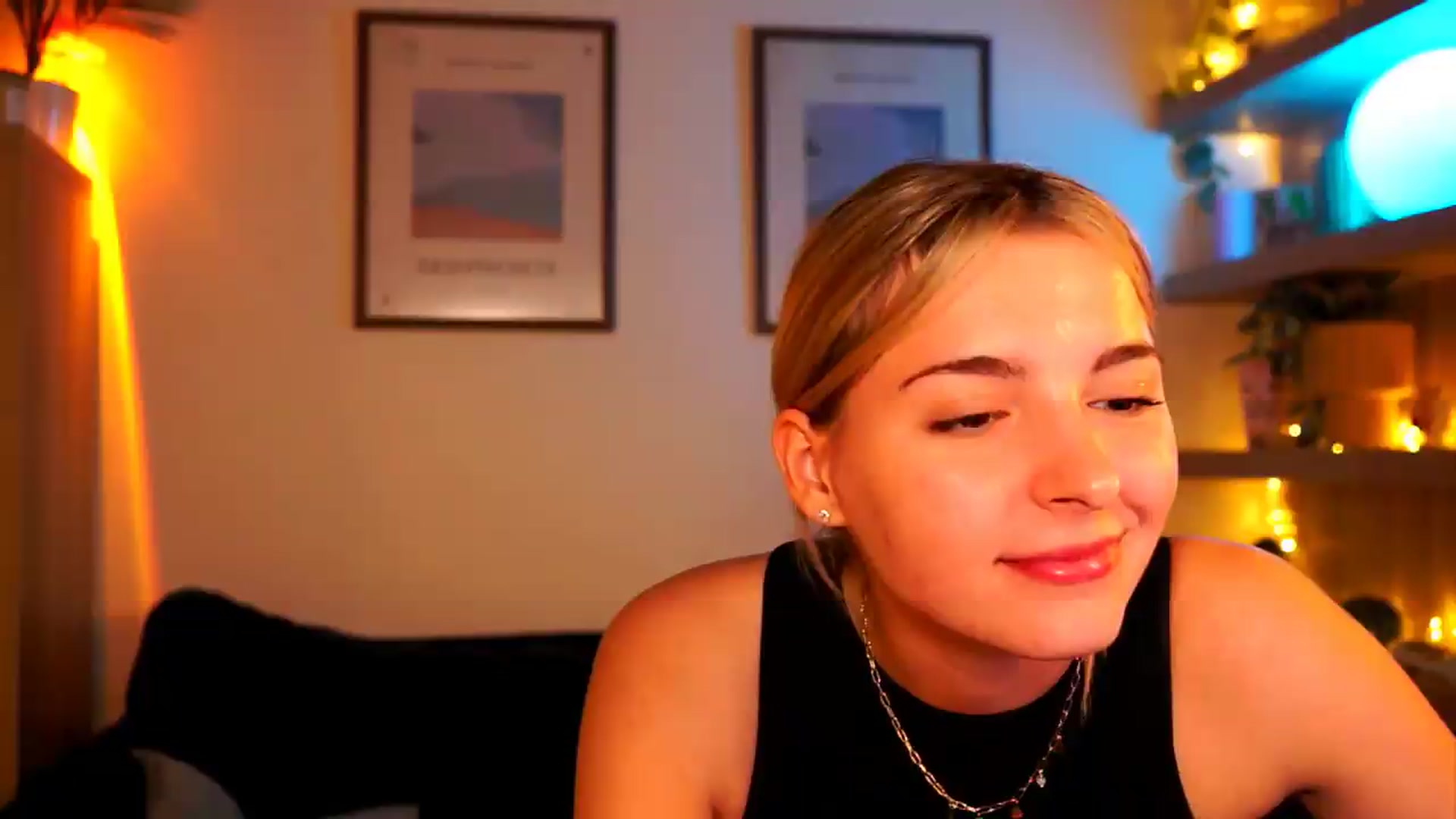 Gallery image thumbnail from Pixie_Pie's myfreecams stream on, 05/04/2026, 18:03 image 8 of 20