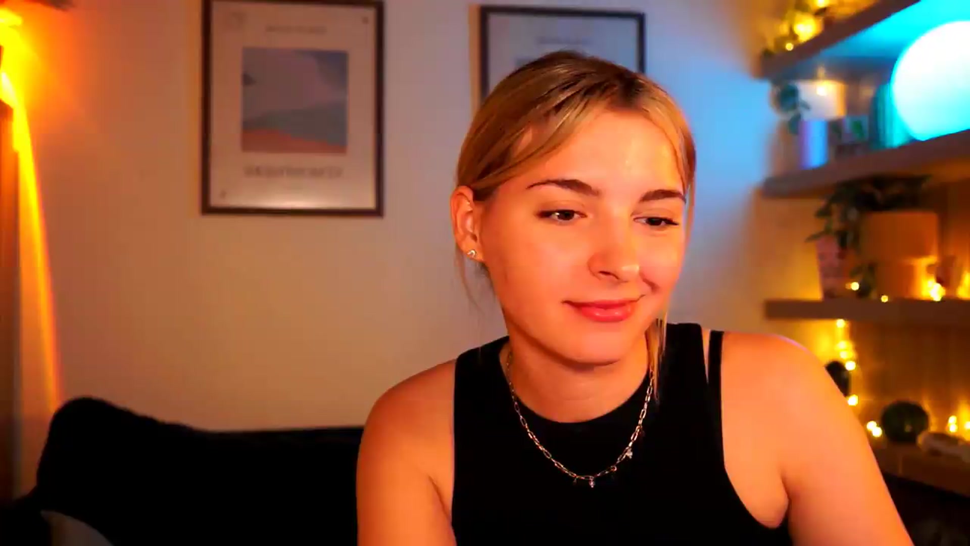 Gallery image thumbnail from Pixie_Pie's myfreecams stream on, 05/04/2026, 18:03 image 19 of 20