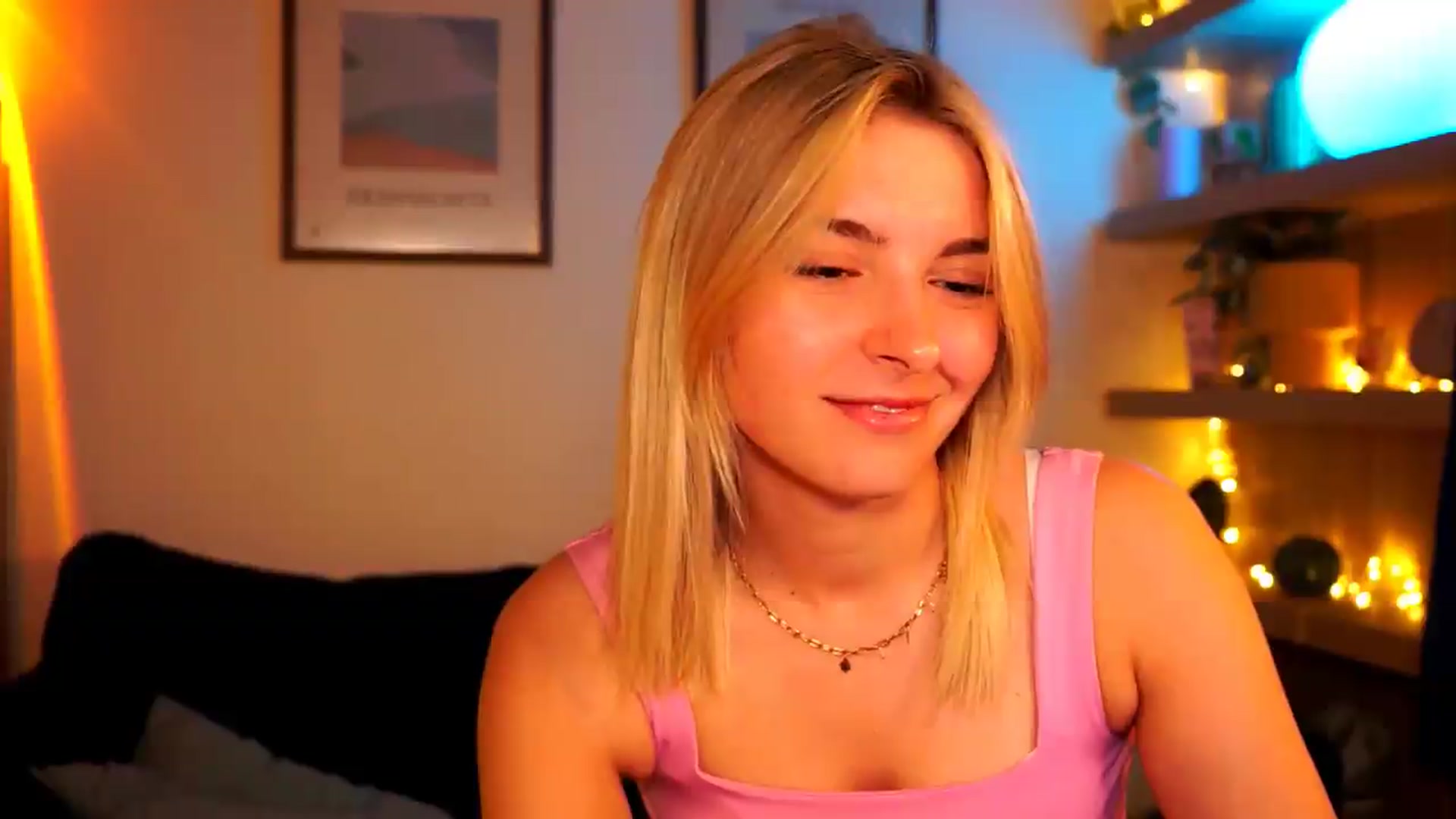 Gallery image thumbnail from Pixie_Pie's myfreecams stream on, 05/05/2026, 10:52 image 10 of 20