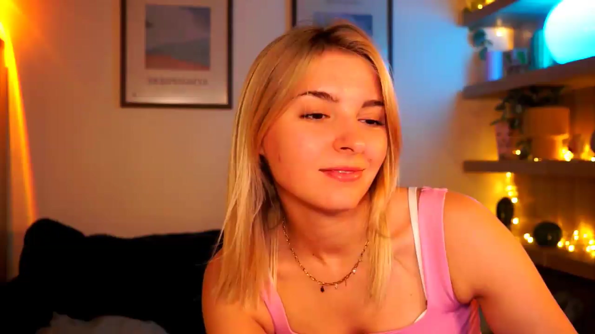 Gallery image thumbnail from Pixie_Pie's myfreecams stream on, 05/05/2026, 11:44 image 14 of 20