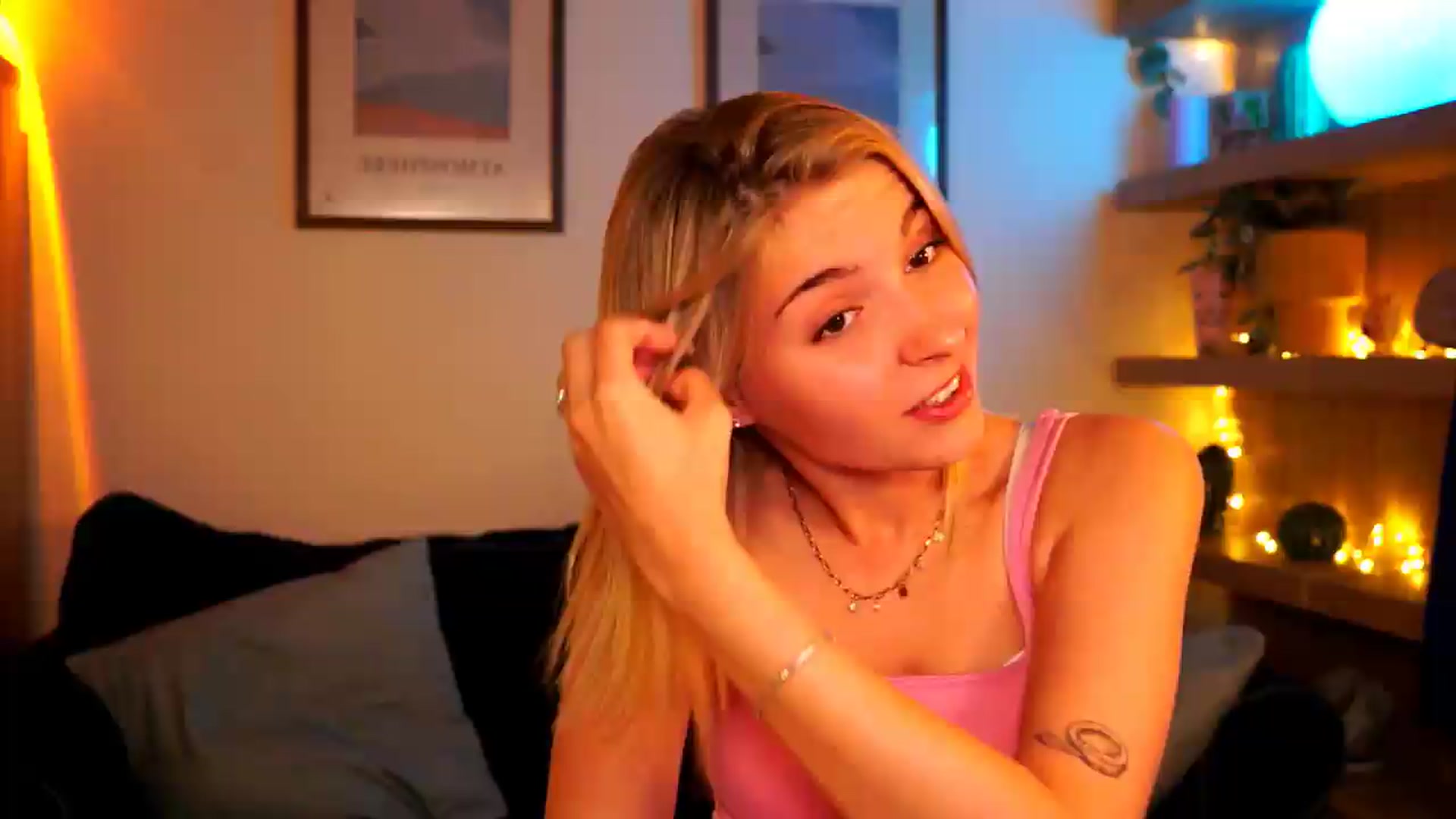 Gallery image thumbnail from Pixie_Pie's myfreecams stream on, 05/05/2026, 14:43 image 3 of 20