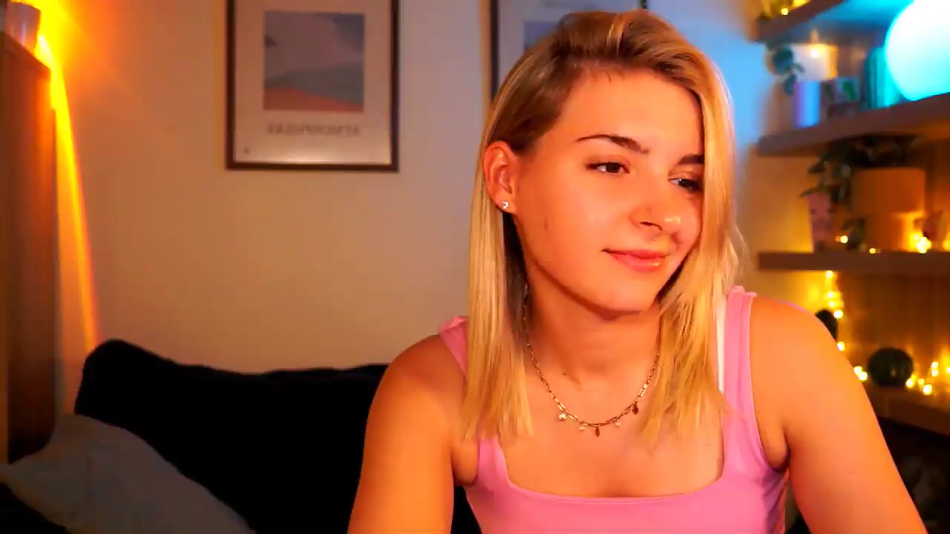 Gallery image thumbnail from Pixie_Pie's myfreecams stream on, 05/05/2026, 14:43 image 14 of 20