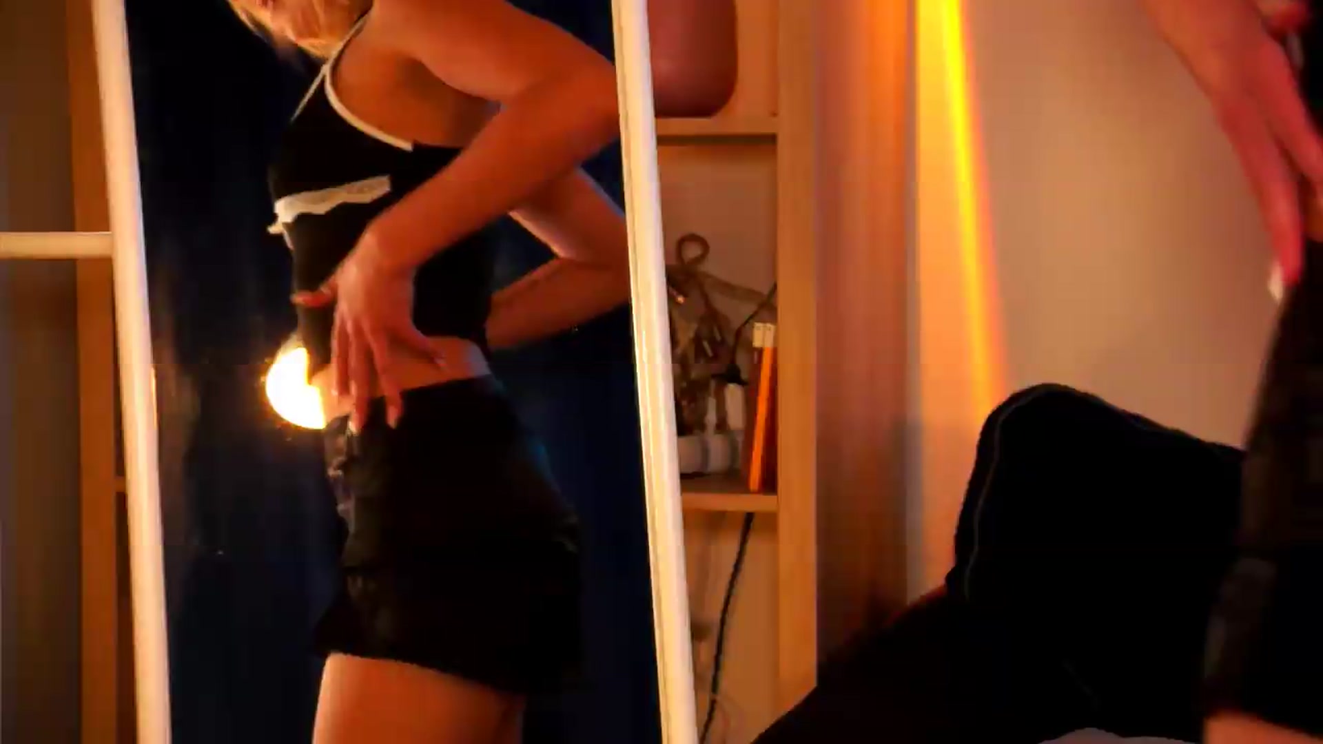 Gallery image thumbnail from Pixie_Pie's myfreecams stream on, 05/06/2026, 13:21 image 6 of 20