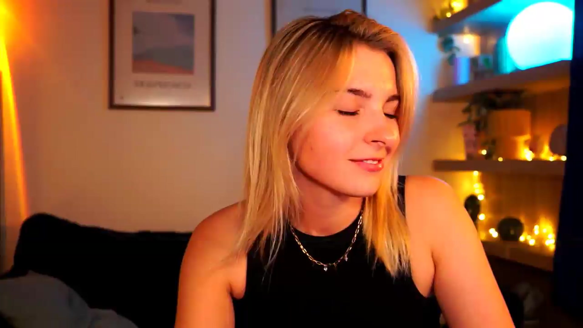 Gallery image thumbnail from Pixie_Pie's myfreecams stream on, 05/06/2026, 16:04 image 16 of 20