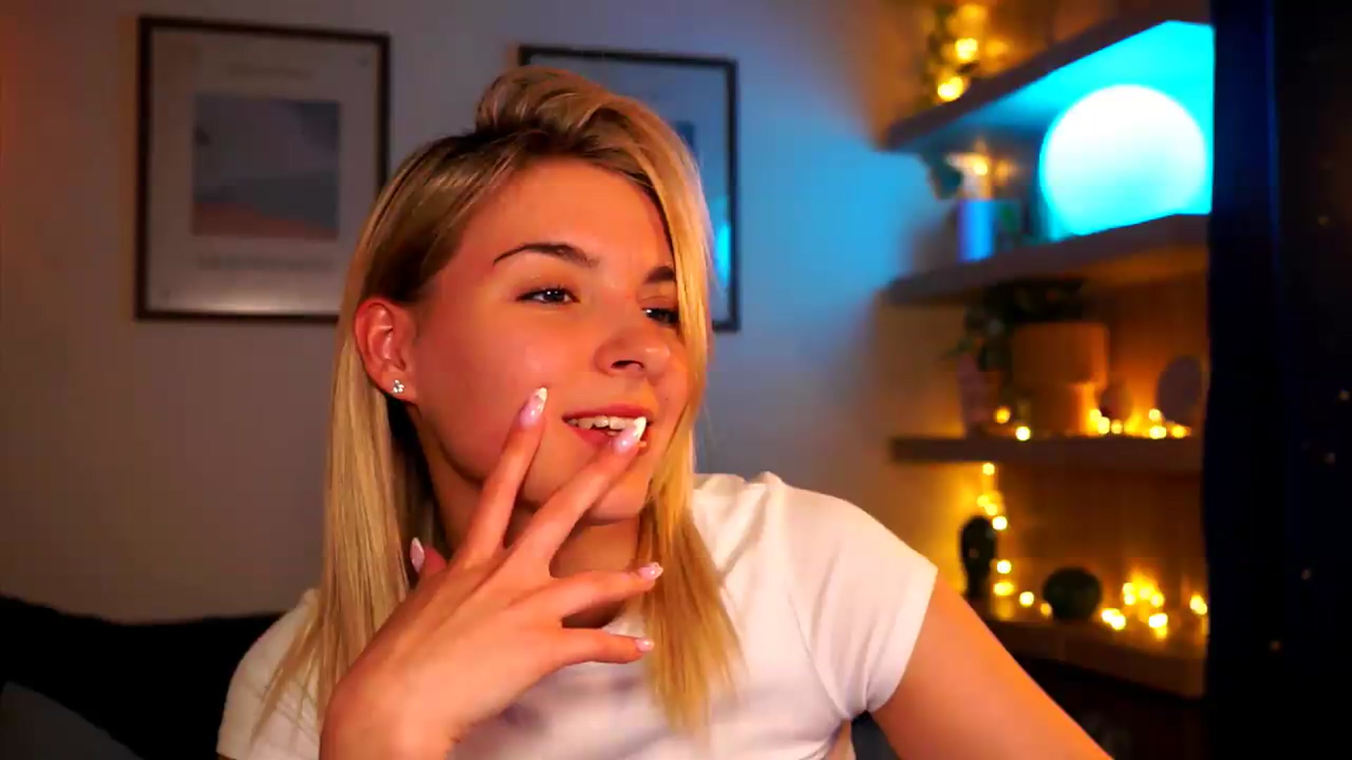 Gallery image thumbnail from Pixie_Pie's myfreecams stream on, 05/13/2026, 15:10 image 9 of 20