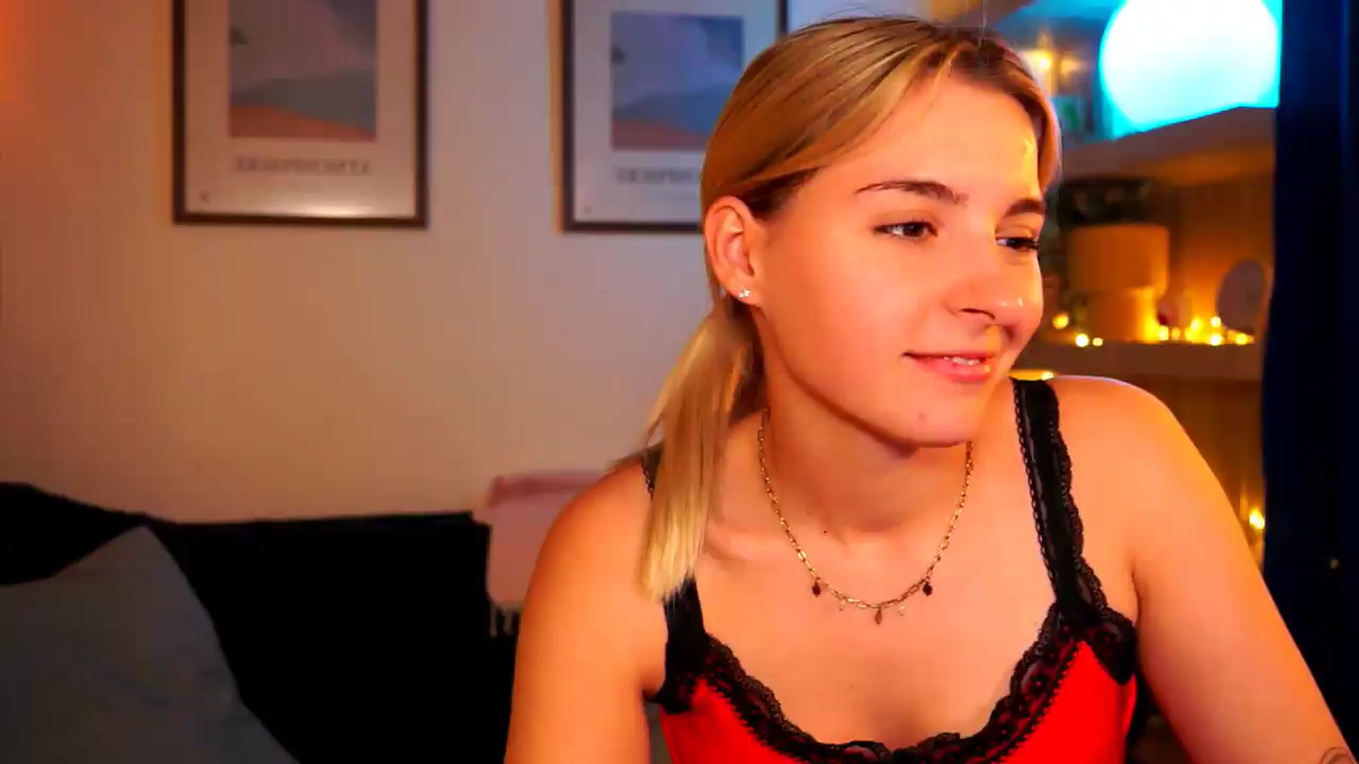 Gallery image thumbnail from Pixie_Pie's myfreecams stream on, 05/14/2026, 12:49 image 1 of 20