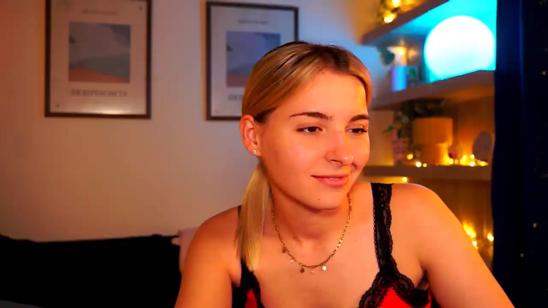 Gallery image thumbnail from Pixie_Pie's myfreecams stream on, 05/14/2026, 14:32 image 2 of 20