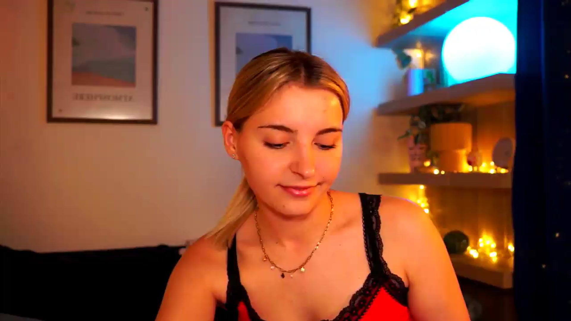 Gallery image thumbnail from Pixie_Pie's myfreecams stream on, 05/14/2026, 14:32 image 1 of 20
