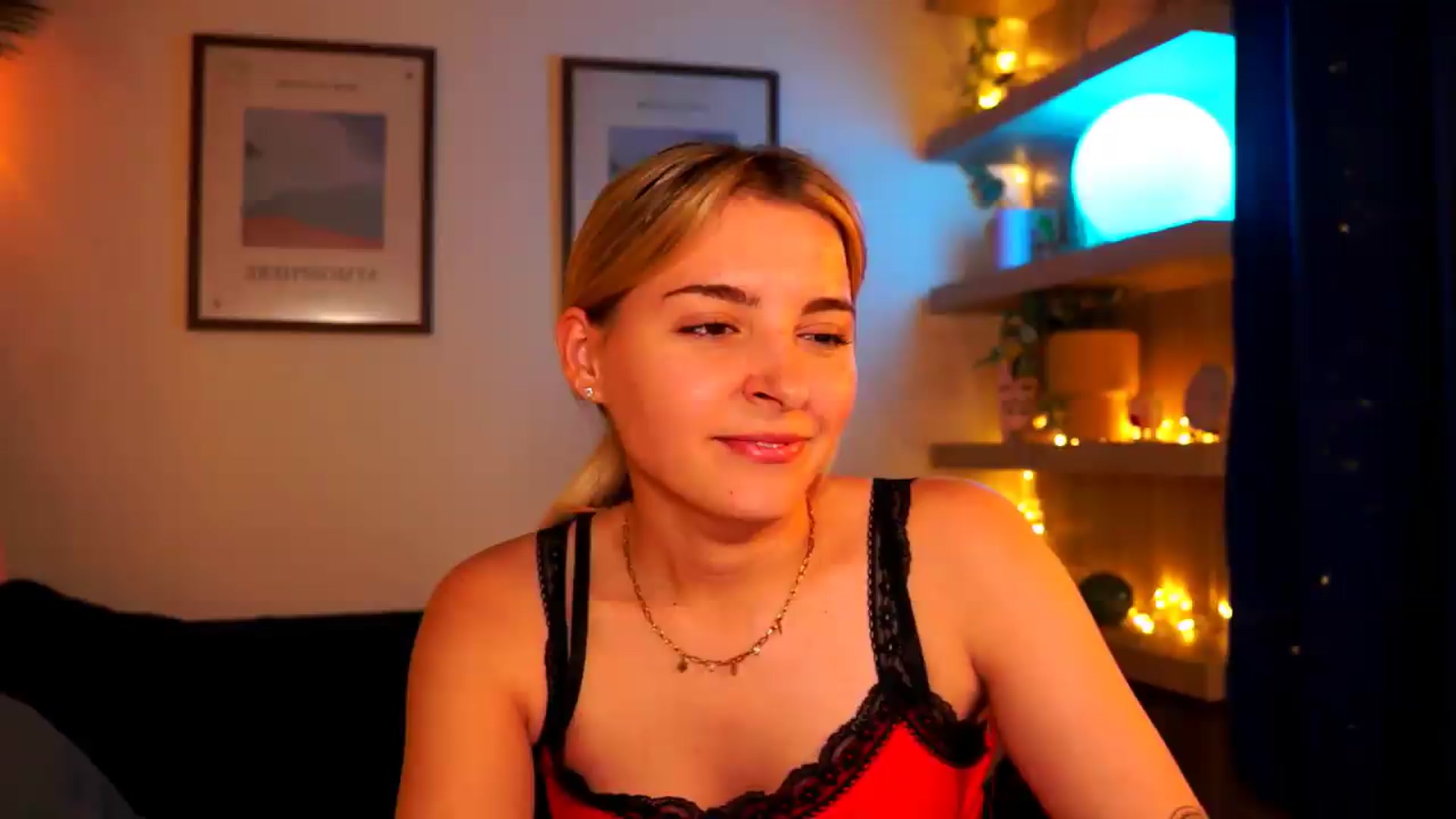 Gallery image thumbnail from Pixie_Pie's myfreecams stream on, 05/14/2026, 14:32 image 19 of 20