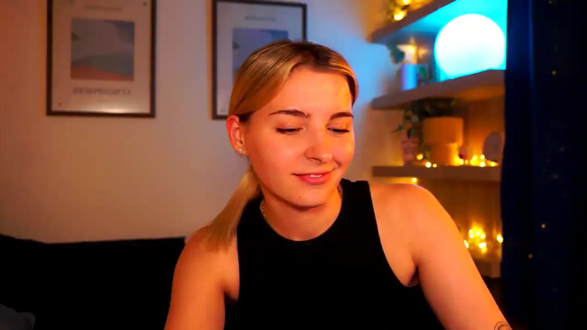 Gallery image thumbnail from Pixie_Pie's myfreecams stream on, 05/14/2026, 15:54 image 3 of 20